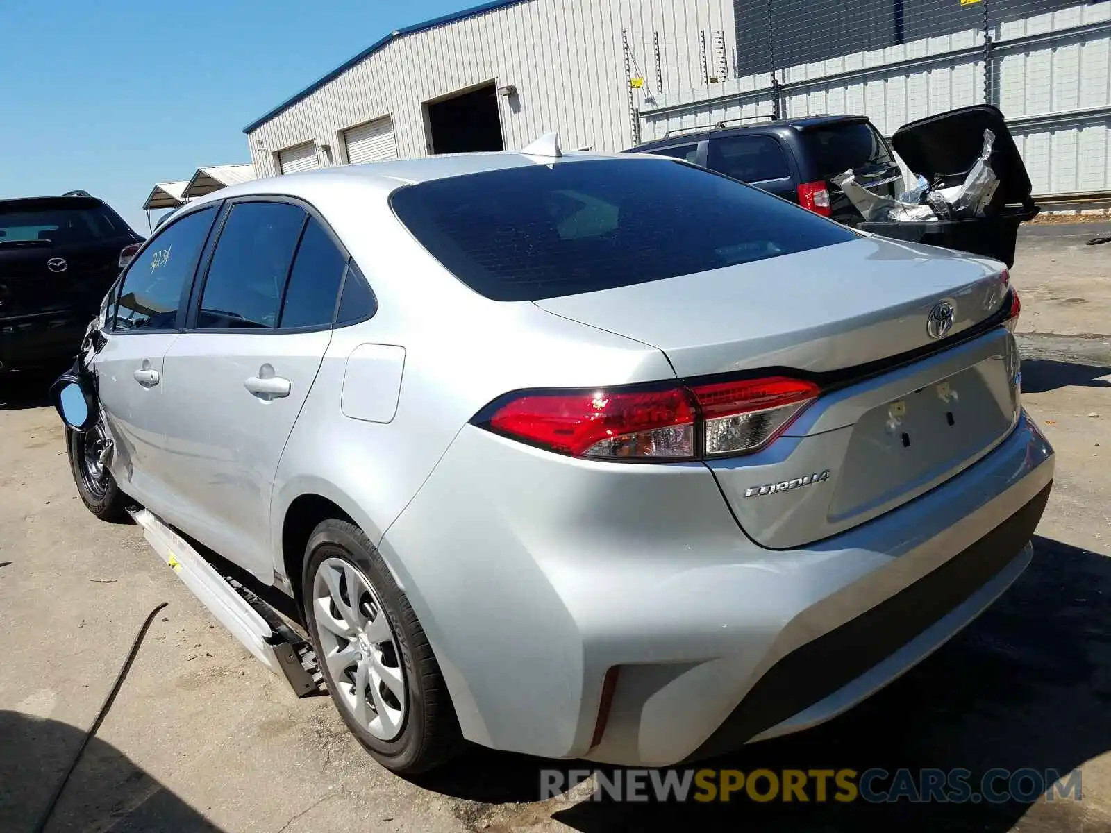 3 Photograph of a damaged car 5YFEPRAE5LP089638 TOYOTA COROLLA 2020