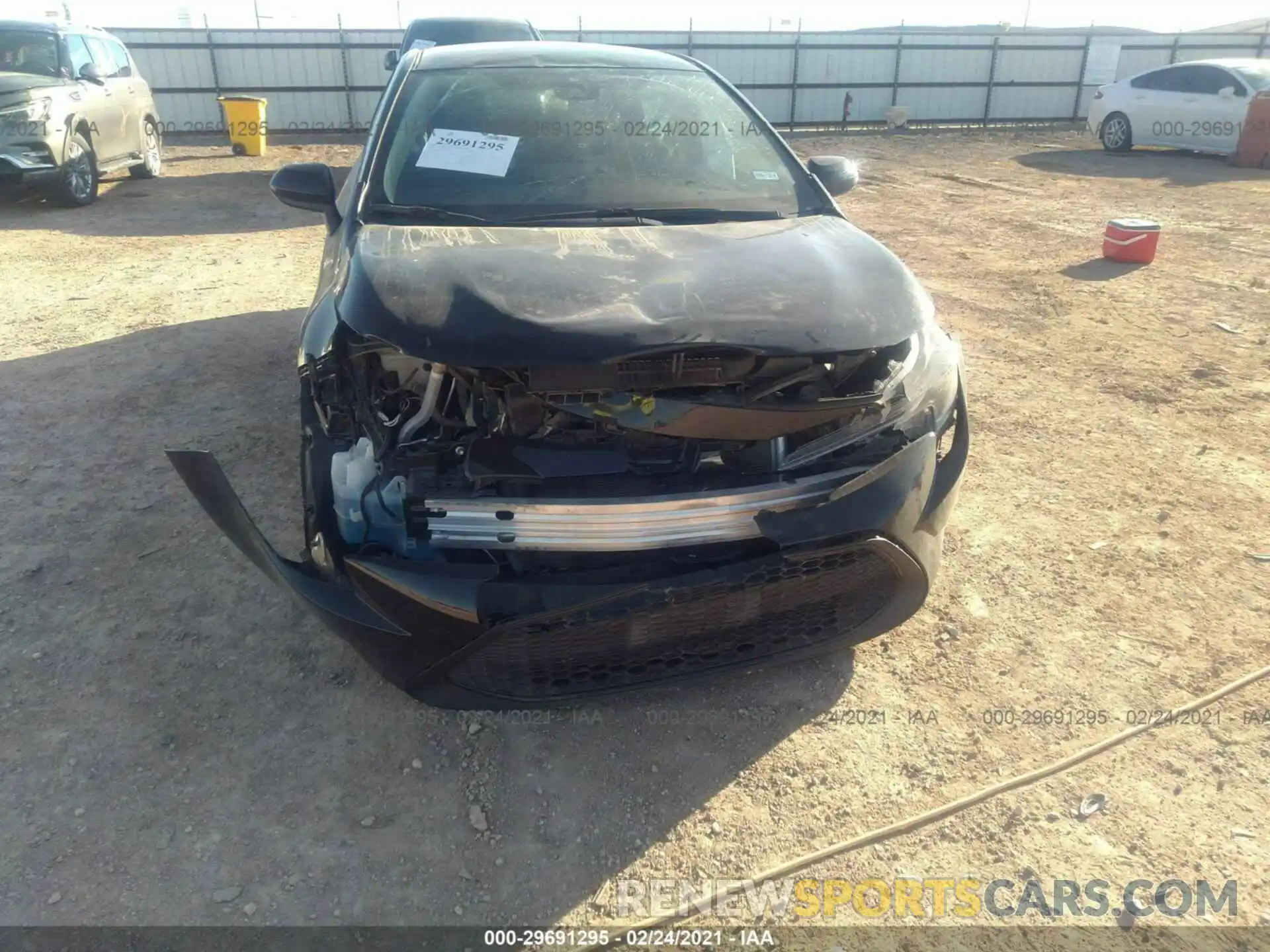 6 Photograph of a damaged car 5YFEPRAE5LP092104 TOYOTA COROLLA 2020
