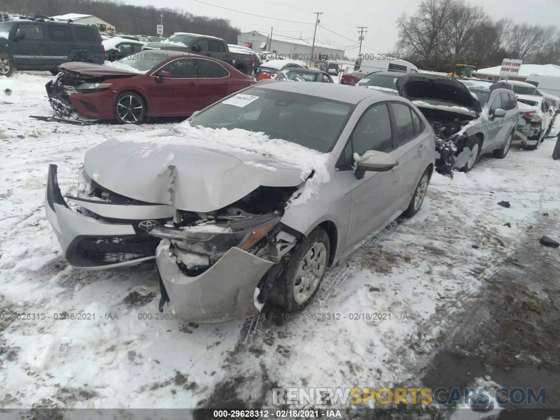 3 Photograph of a damaged car 5YFEPRAE5LP092667 TOYOTA COROLLA 2020