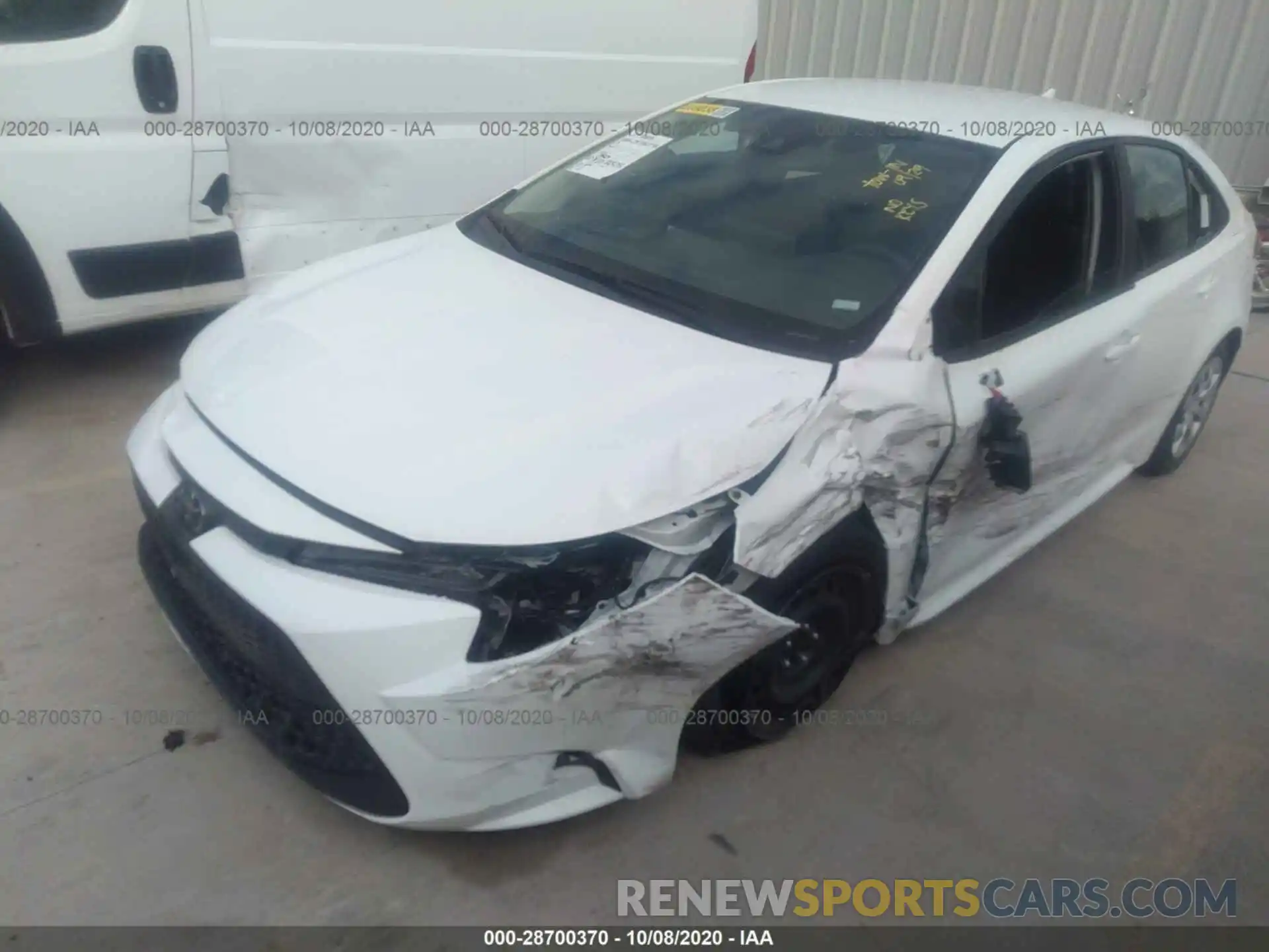 2 Photograph of a damaged car 5YFEPRAE5LP092832 TOYOTA COROLLA 2020