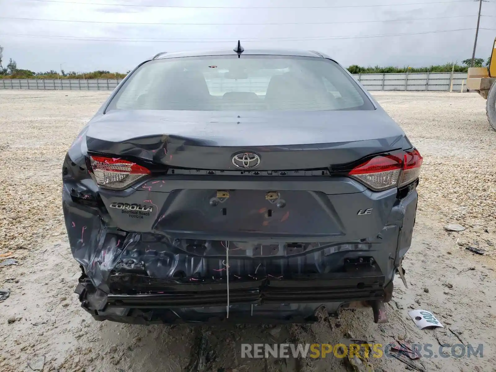 9 Photograph of a damaged car 5YFEPRAE5LP093012 TOYOTA COROLLA 2020