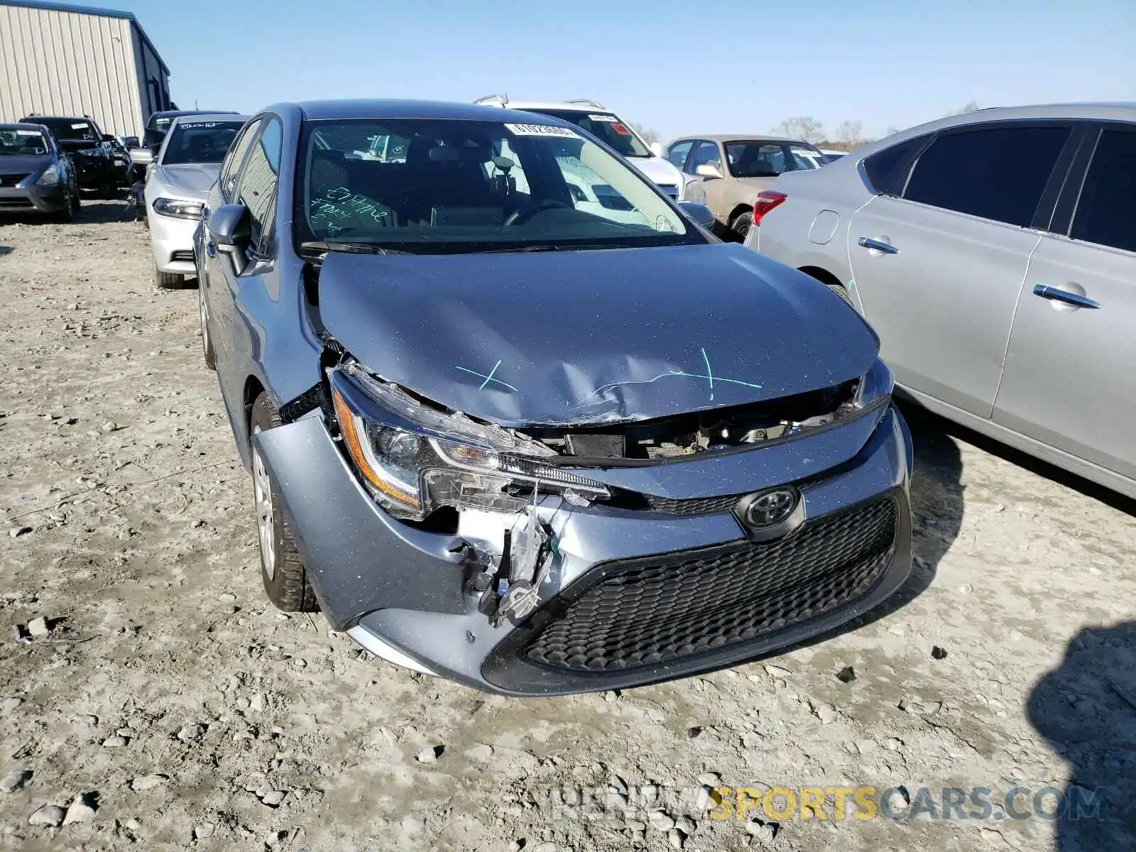 9 Photograph of a damaged car 5YFEPRAE5LP093625 TOYOTA COROLLA 2020