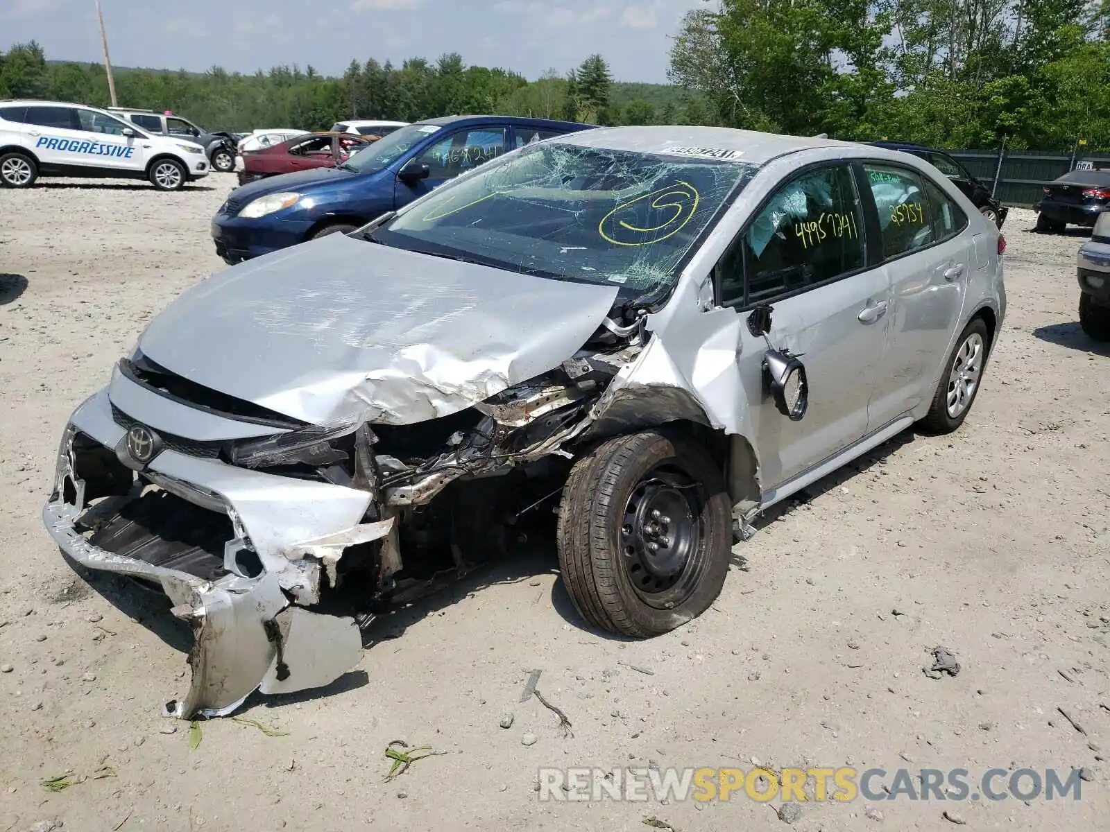 2 Photograph of a damaged car 5YFEPRAE5LP093771 TOYOTA COROLLA 2020