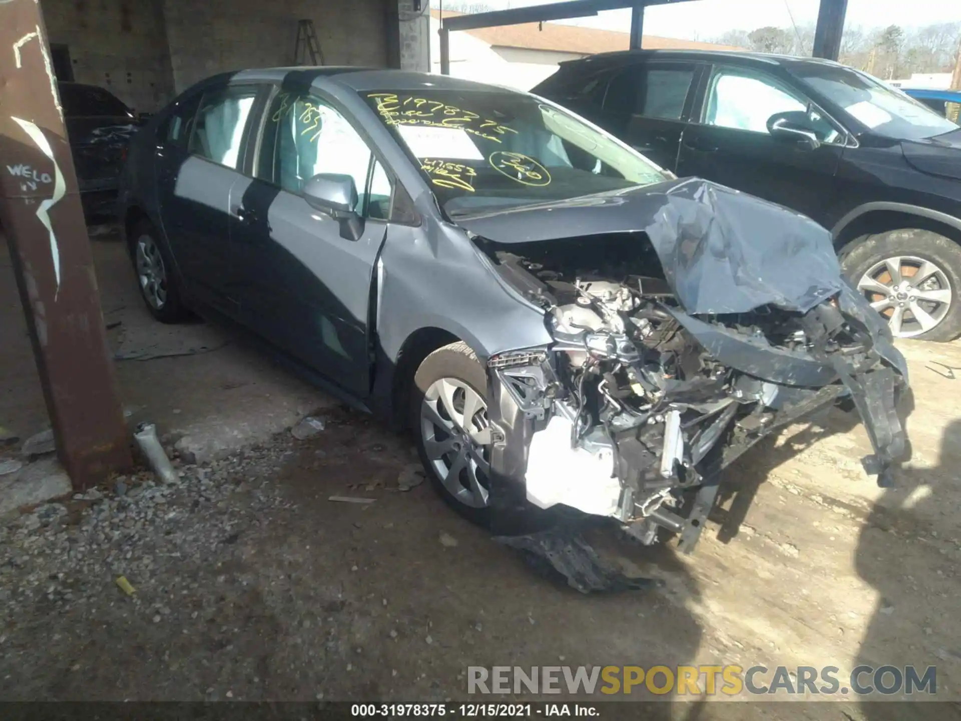 1 Photograph of a damaged car 5YFEPRAE5LP094032 TOYOTA COROLLA 2020