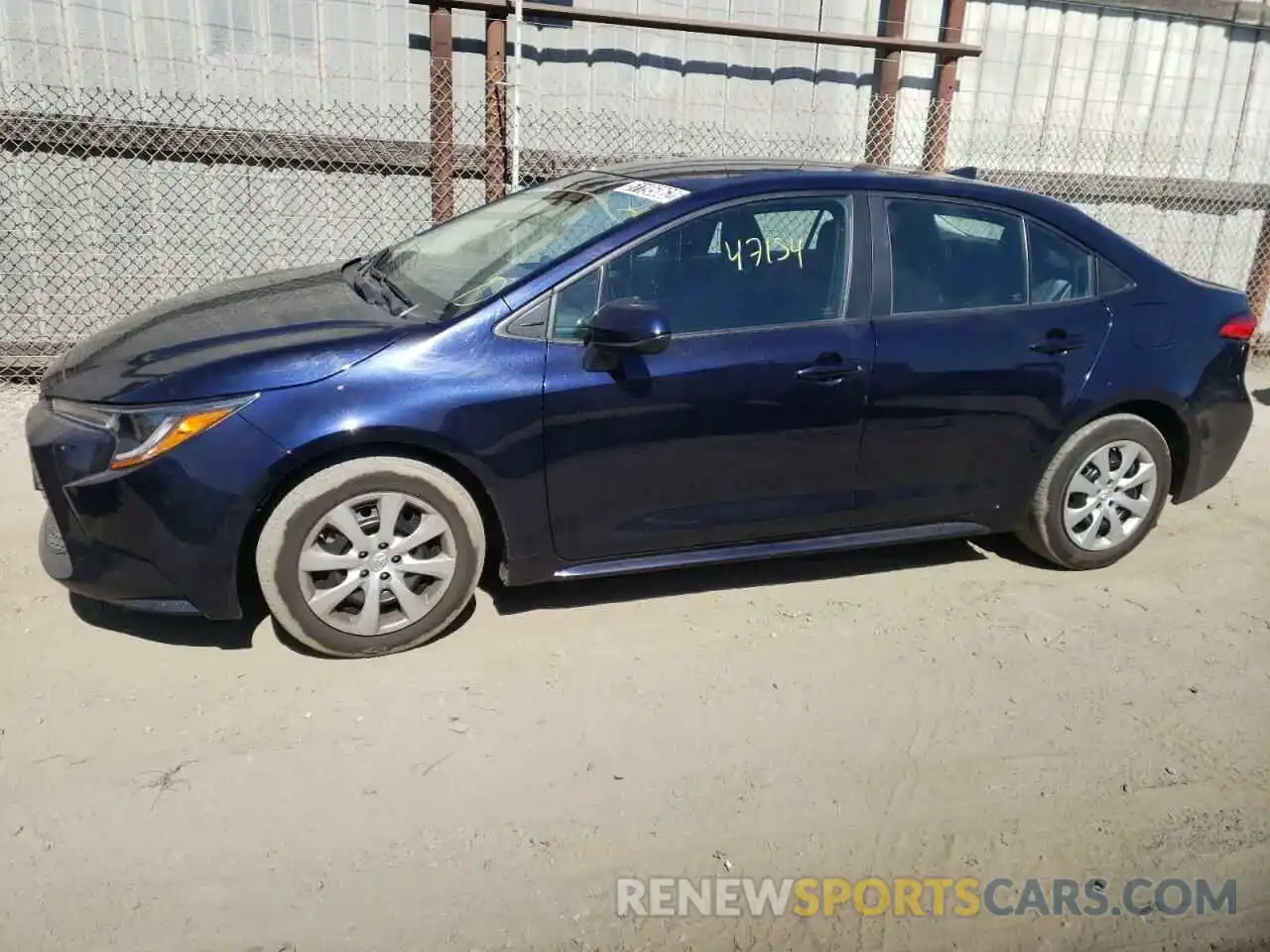 9 Photograph of a damaged car 5YFEPRAE5LP094936 TOYOTA COROLLA 2020