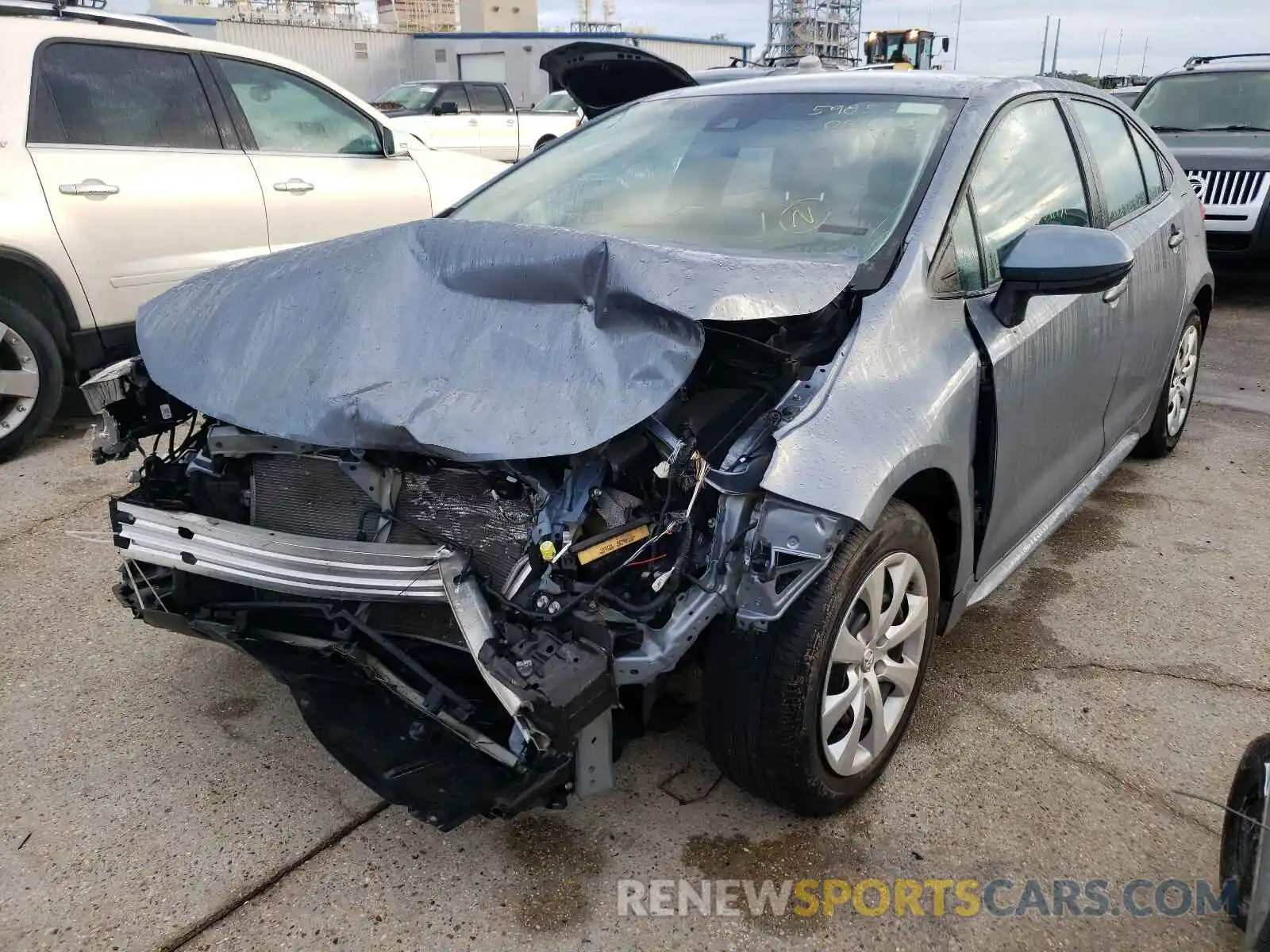 2 Photograph of a damaged car 5YFEPRAE5LP096878 TOYOTA COROLLA 2020