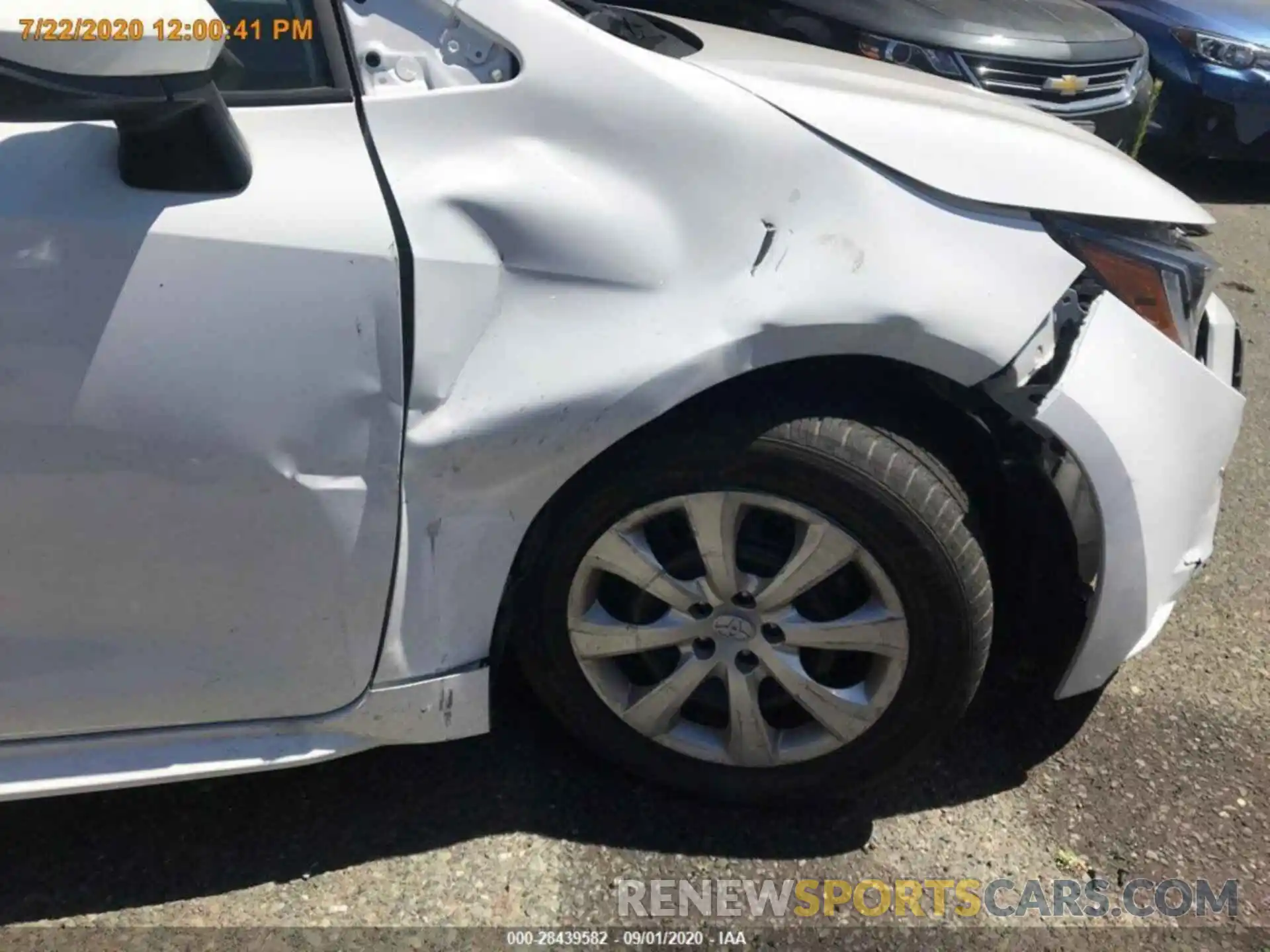 10 Photograph of a damaged car 5YFEPRAE5LP097030 TOYOTA COROLLA 2020