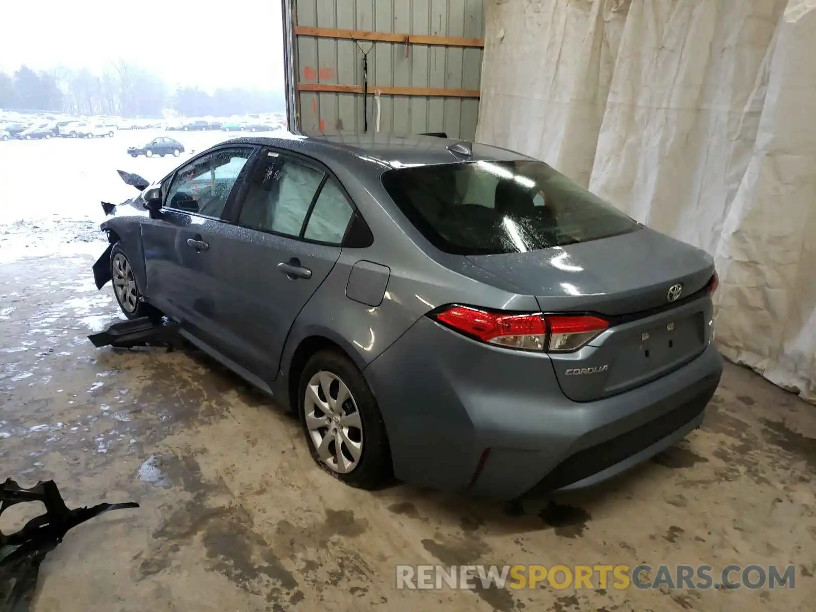 3 Photograph of a damaged car 5YFEPRAE5LP097660 TOYOTA COROLLA 2020