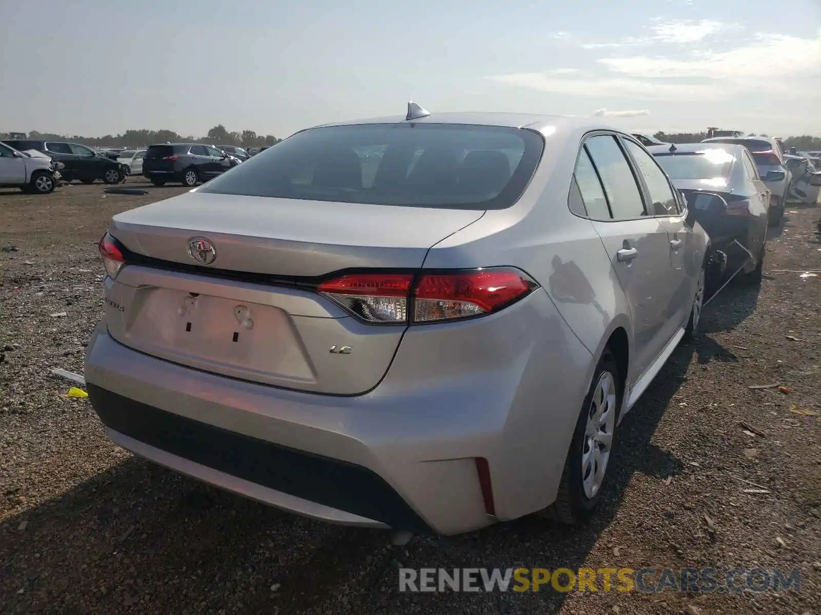 4 Photograph of a damaged car 5YFEPRAE5LP098291 TOYOTA COROLLA 2020