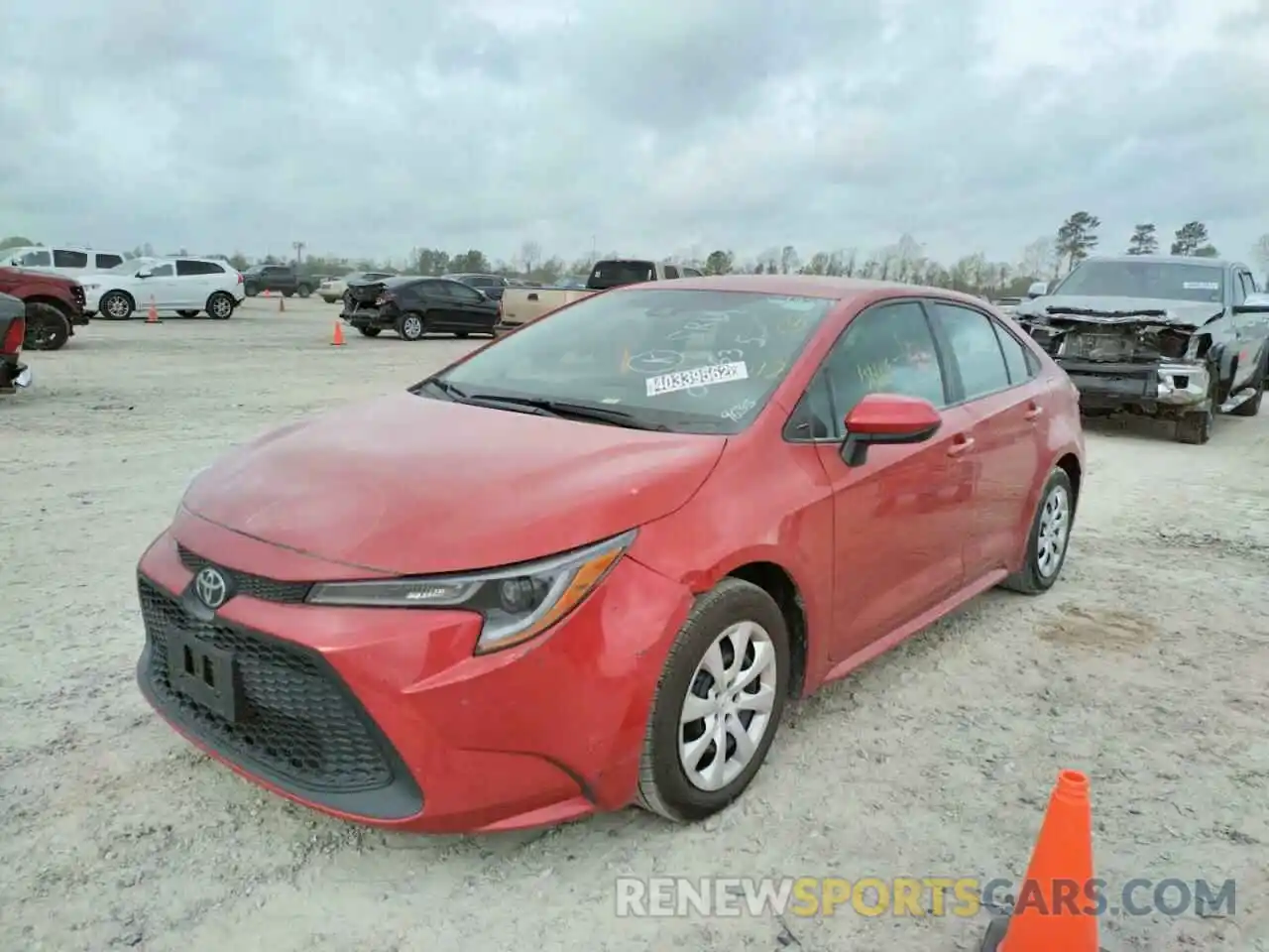 2 Photograph of a damaged car 5YFEPRAE5LP099635 TOYOTA COROLLA 2020