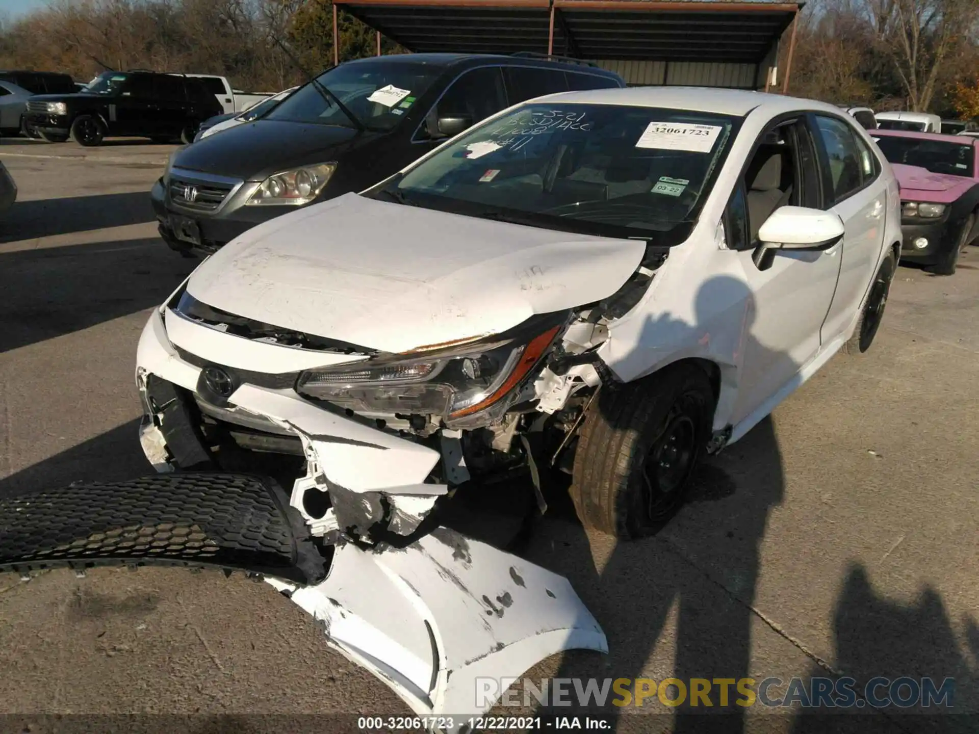 2 Photograph of a damaged car 5YFEPRAE5LP099893 TOYOTA COROLLA 2020