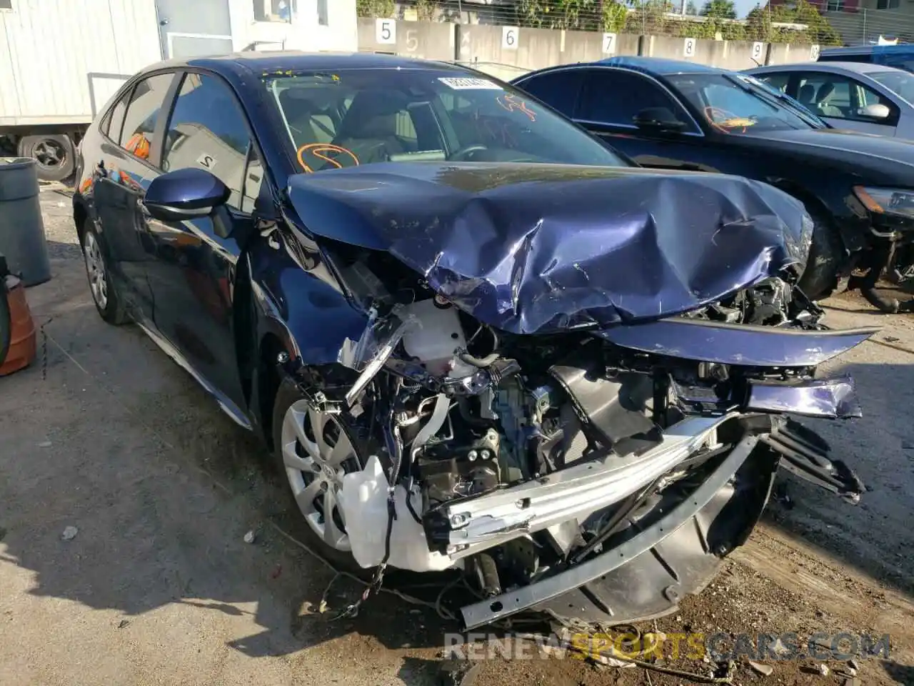 1 Photograph of a damaged car 5YFEPRAE5LP099991 TOYOTA COROLLA 2020