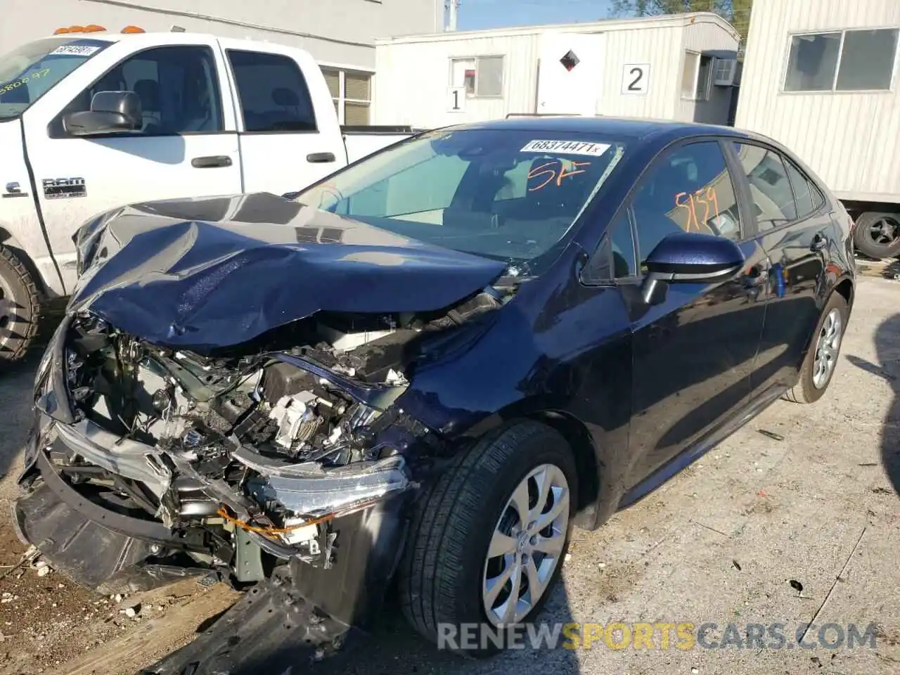 2 Photograph of a damaged car 5YFEPRAE5LP099991 TOYOTA COROLLA 2020