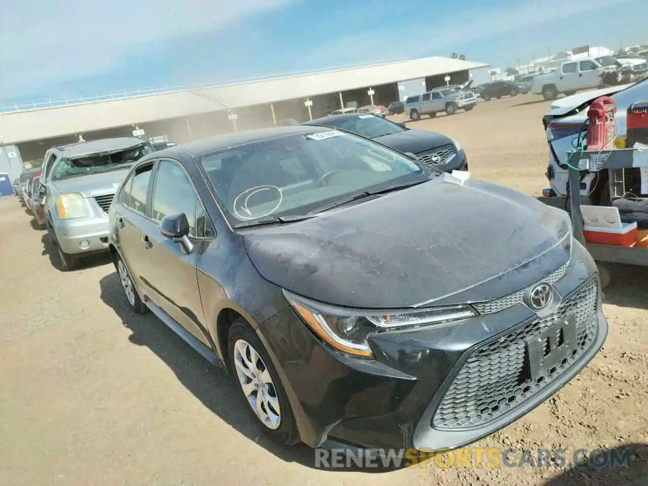 1 Photograph of a damaged car 5YFEPRAE5LP101156 TOYOTA COROLLA 2020