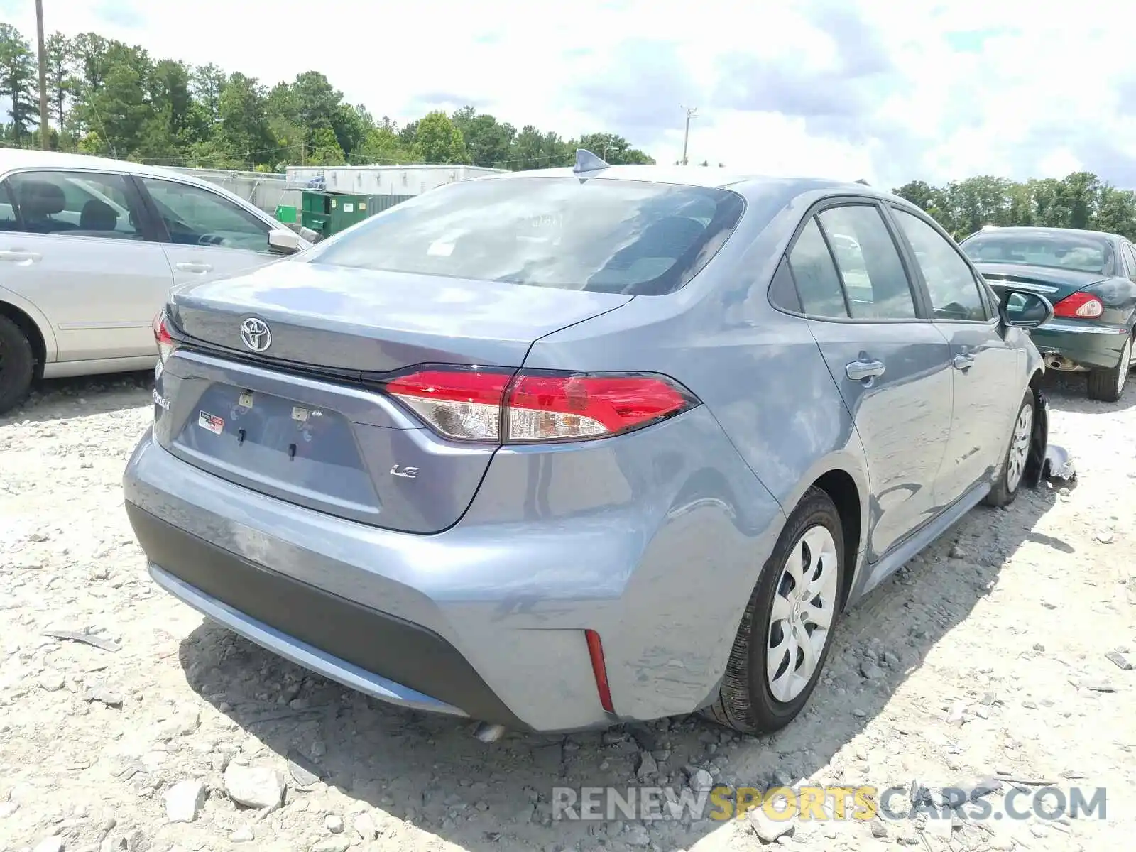 4 Photograph of a damaged car 5YFEPRAE5LP102162 TOYOTA COROLLA 2020