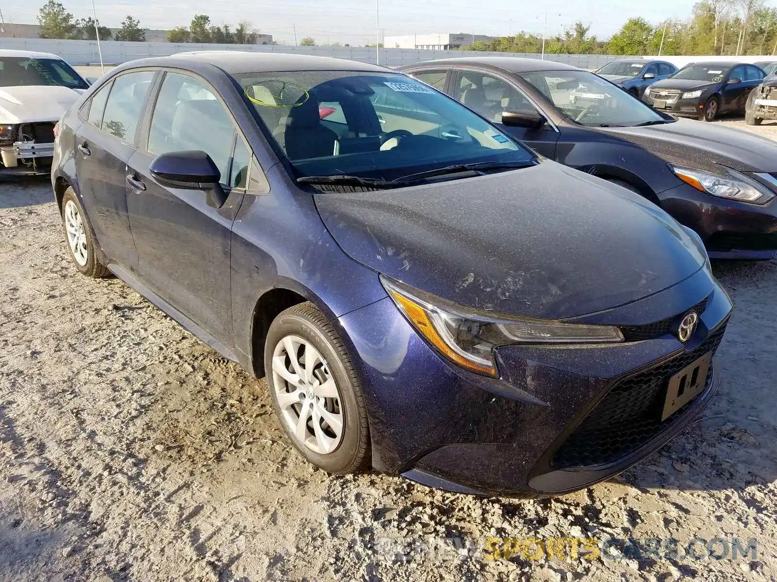 1 Photograph of a damaged car 5YFEPRAE5LP102176 TOYOTA COROLLA 2020