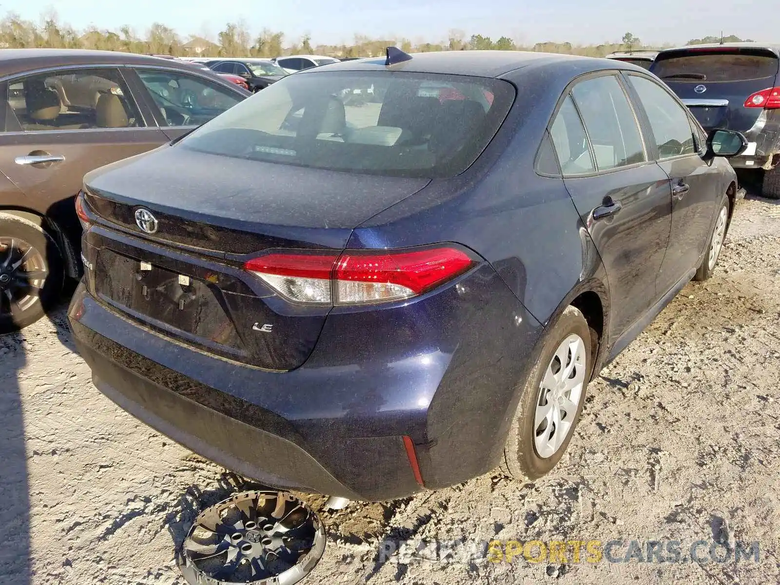 4 Photograph of a damaged car 5YFEPRAE5LP102176 TOYOTA COROLLA 2020