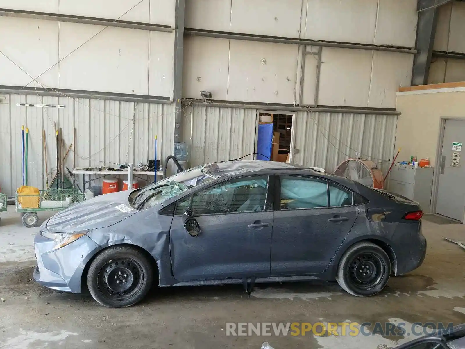 9 Photograph of a damaged car 5YFEPRAE5LP102792 TOYOTA COROLLA 2020