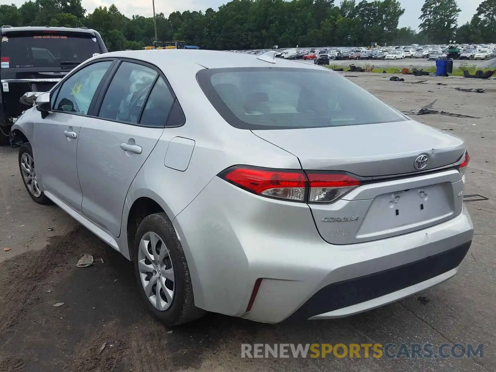 3 Photograph of a damaged car 5YFEPRAE5LP103179 TOYOTA COROLLA 2020