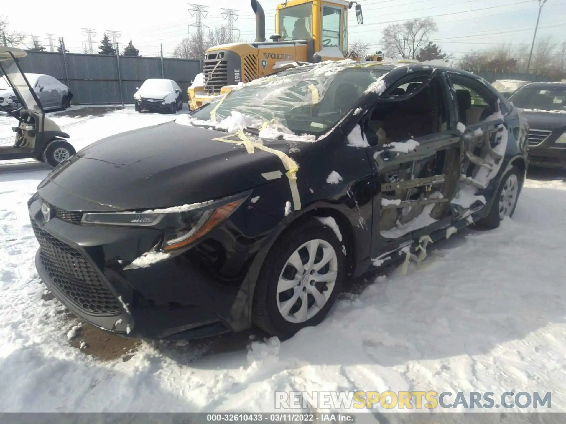 2 Photograph of a damaged car 5YFEPRAE5LP104042 TOYOTA COROLLA 2020