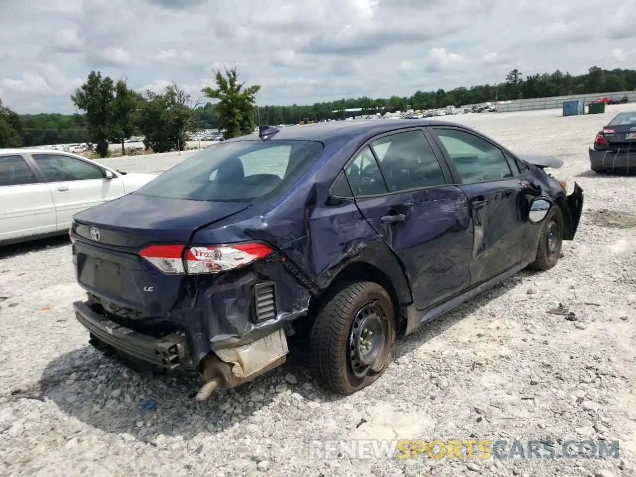 4 Photograph of a damaged car 5YFEPRAE5LP105210 TOYOTA COROLLA 2020