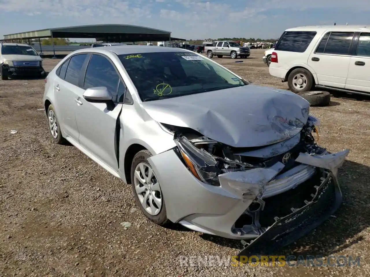 1 Photograph of a damaged car 5YFEPRAE5LP105479 TOYOTA COROLLA 2020