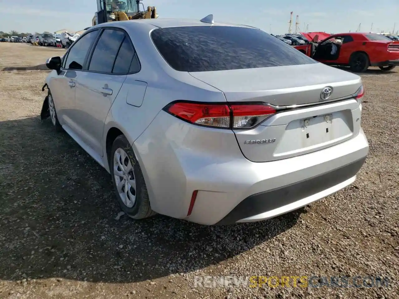 3 Photograph of a damaged car 5YFEPRAE5LP105479 TOYOTA COROLLA 2020