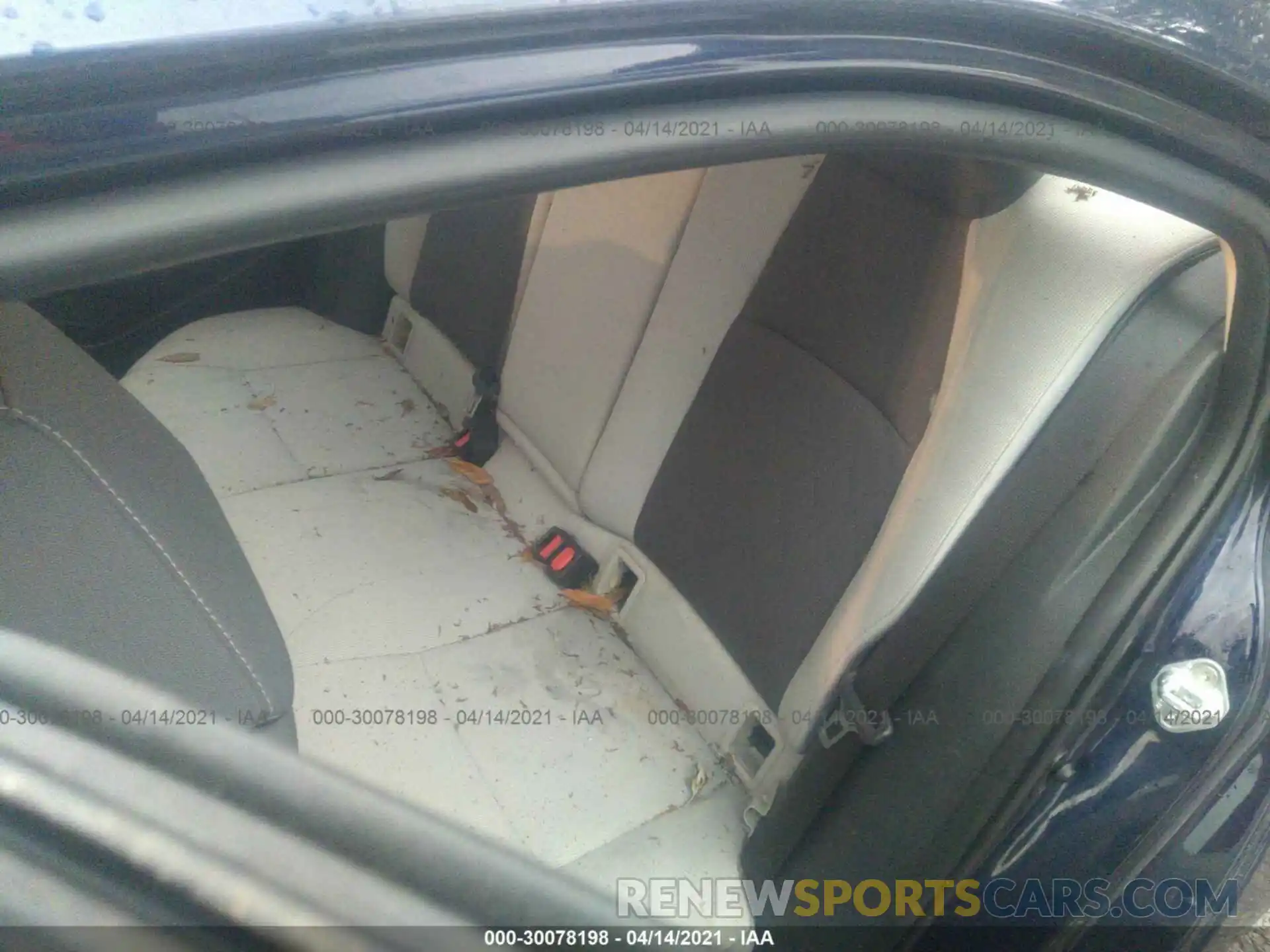 8 Фотография поврежденного автомобиля 5YFEPRAE5LP105613 TOYOTA COROLLA 2020