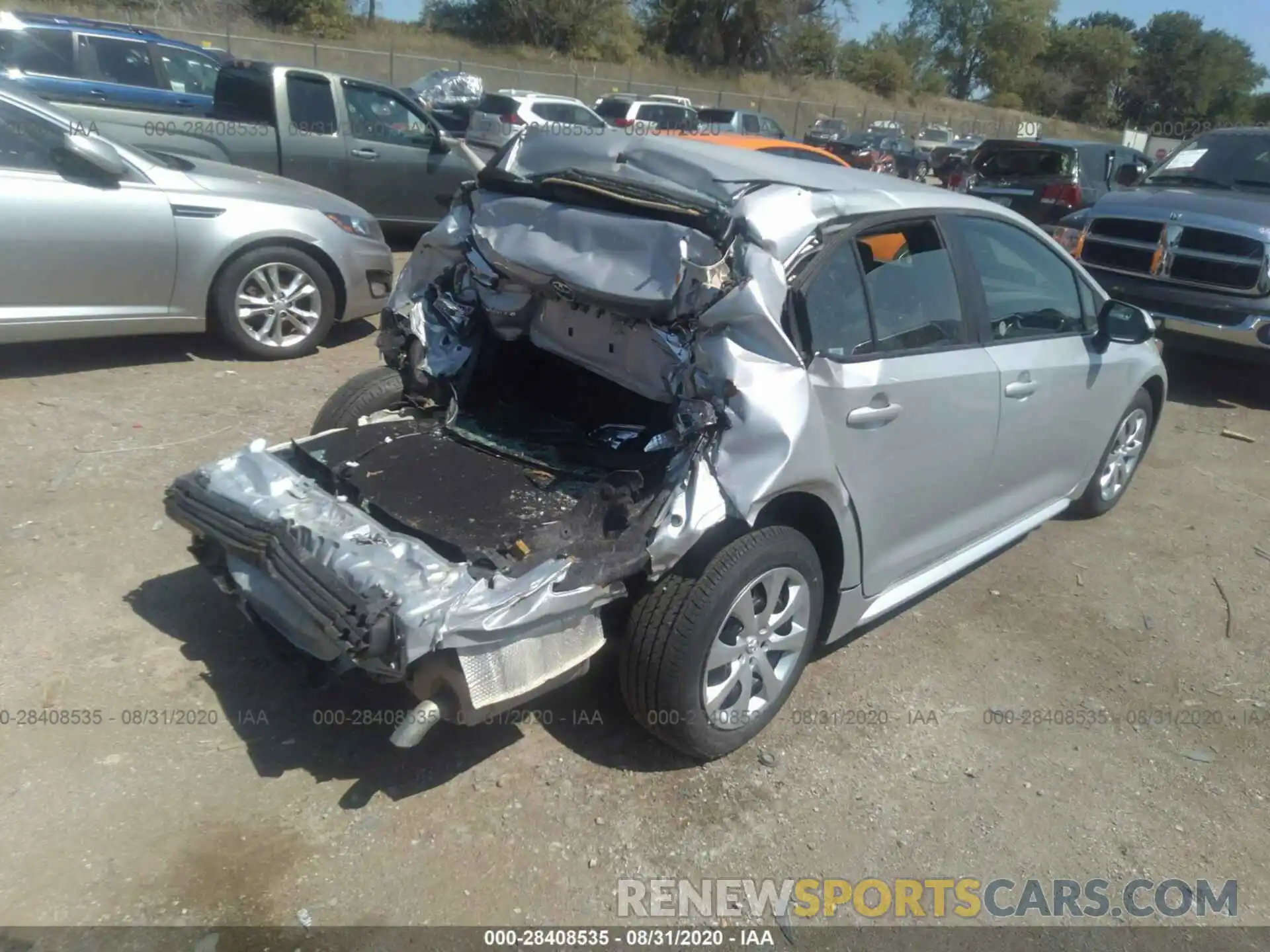 4 Photograph of a damaged car 5YFEPRAE5LP105661 TOYOTA COROLLA 2020