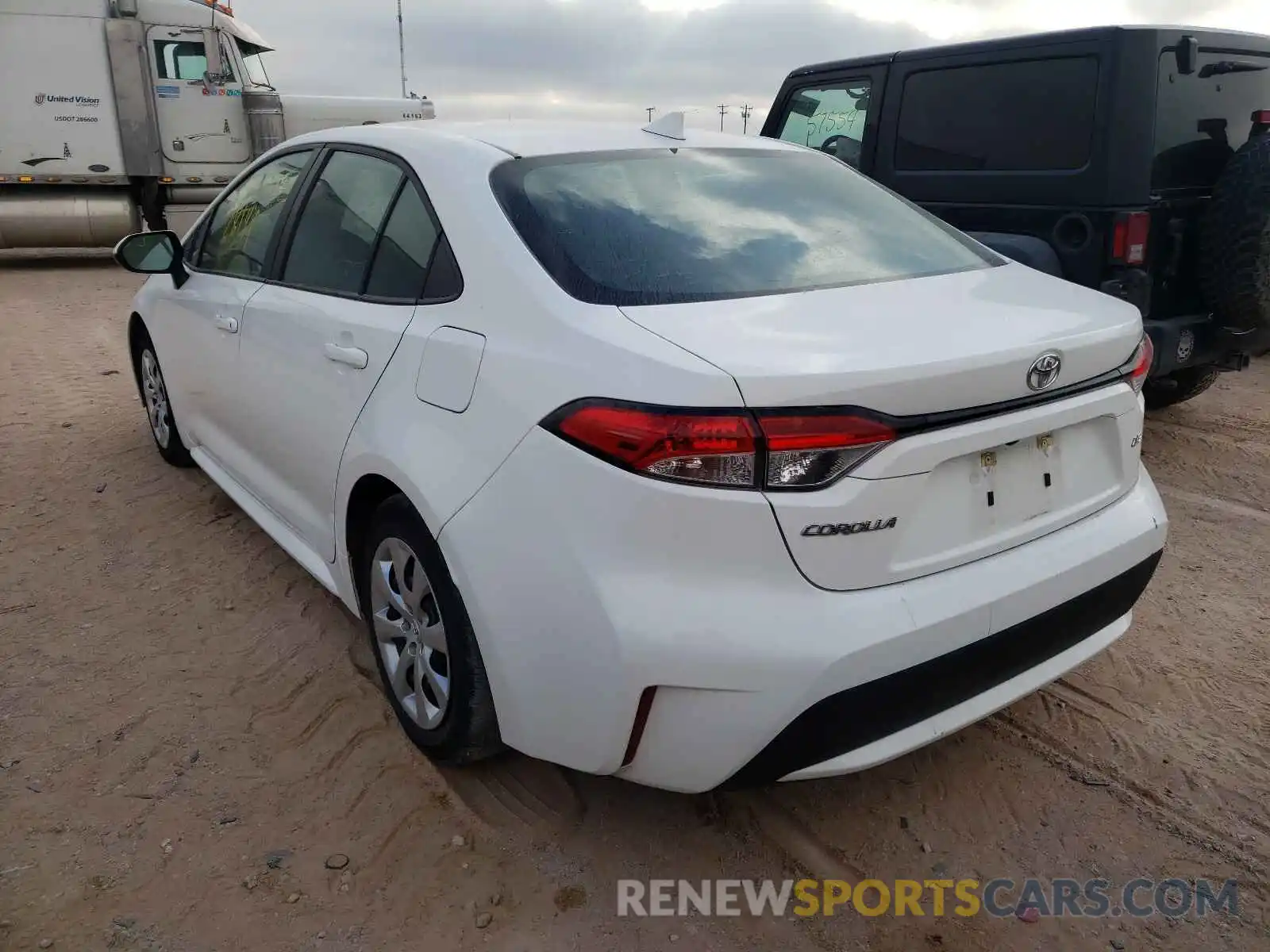 3 Photograph of a damaged car 5YFEPRAE5LP106020 TOYOTA COROLLA 2020