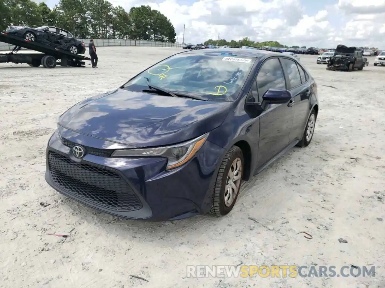 2 Photograph of a damaged car 5YFEPRAE5LP106700 TOYOTA COROLLA 2020