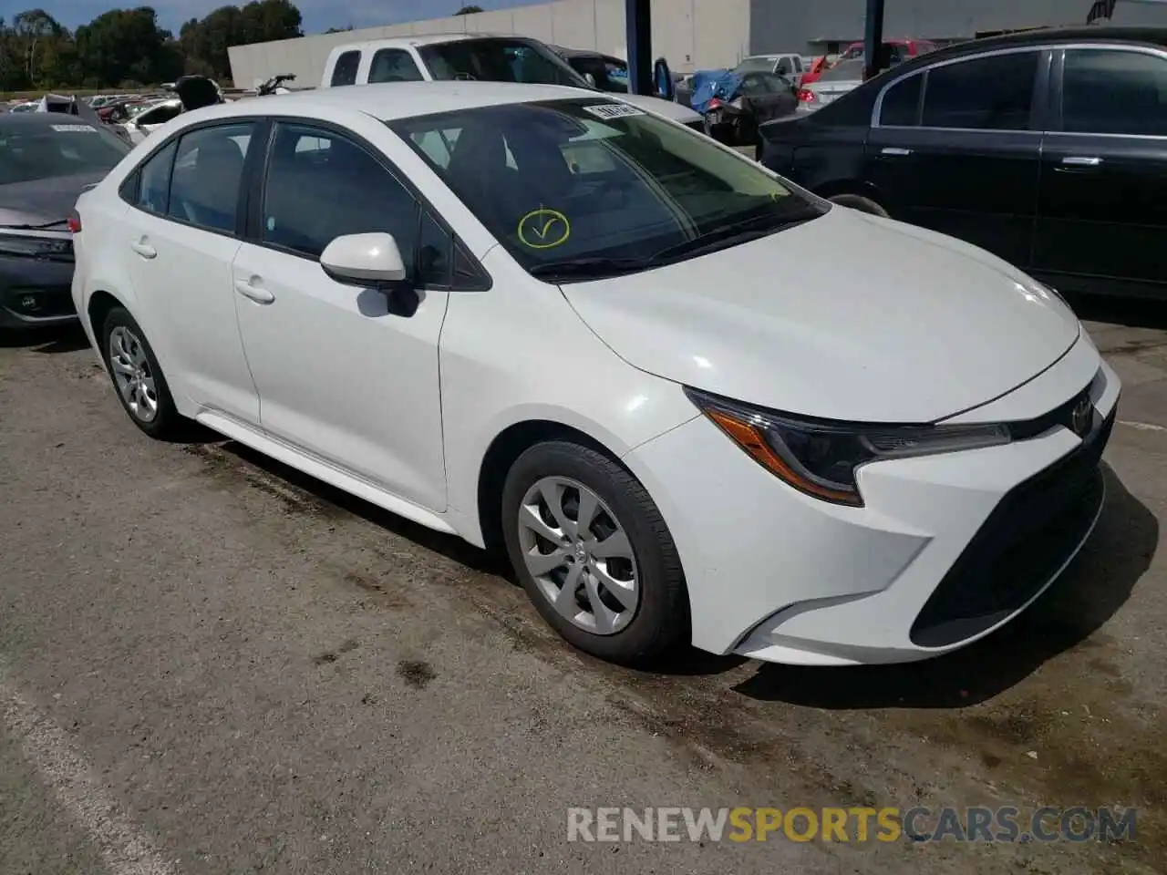 1 Photograph of a damaged car 5YFEPRAE5LP106812 TOYOTA COROLLA 2020