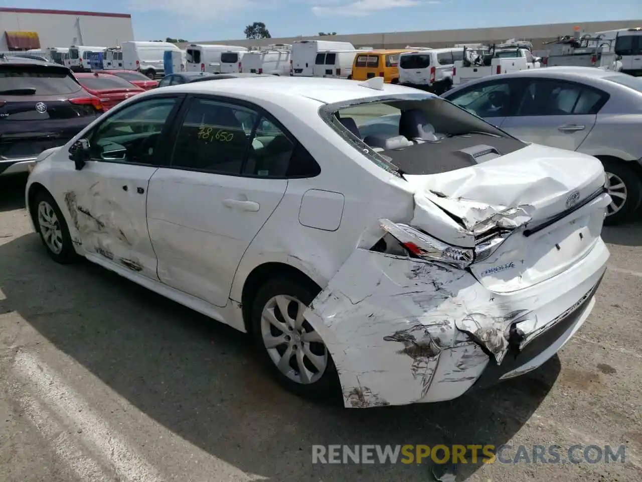 3 Photograph of a damaged car 5YFEPRAE5LP106812 TOYOTA COROLLA 2020