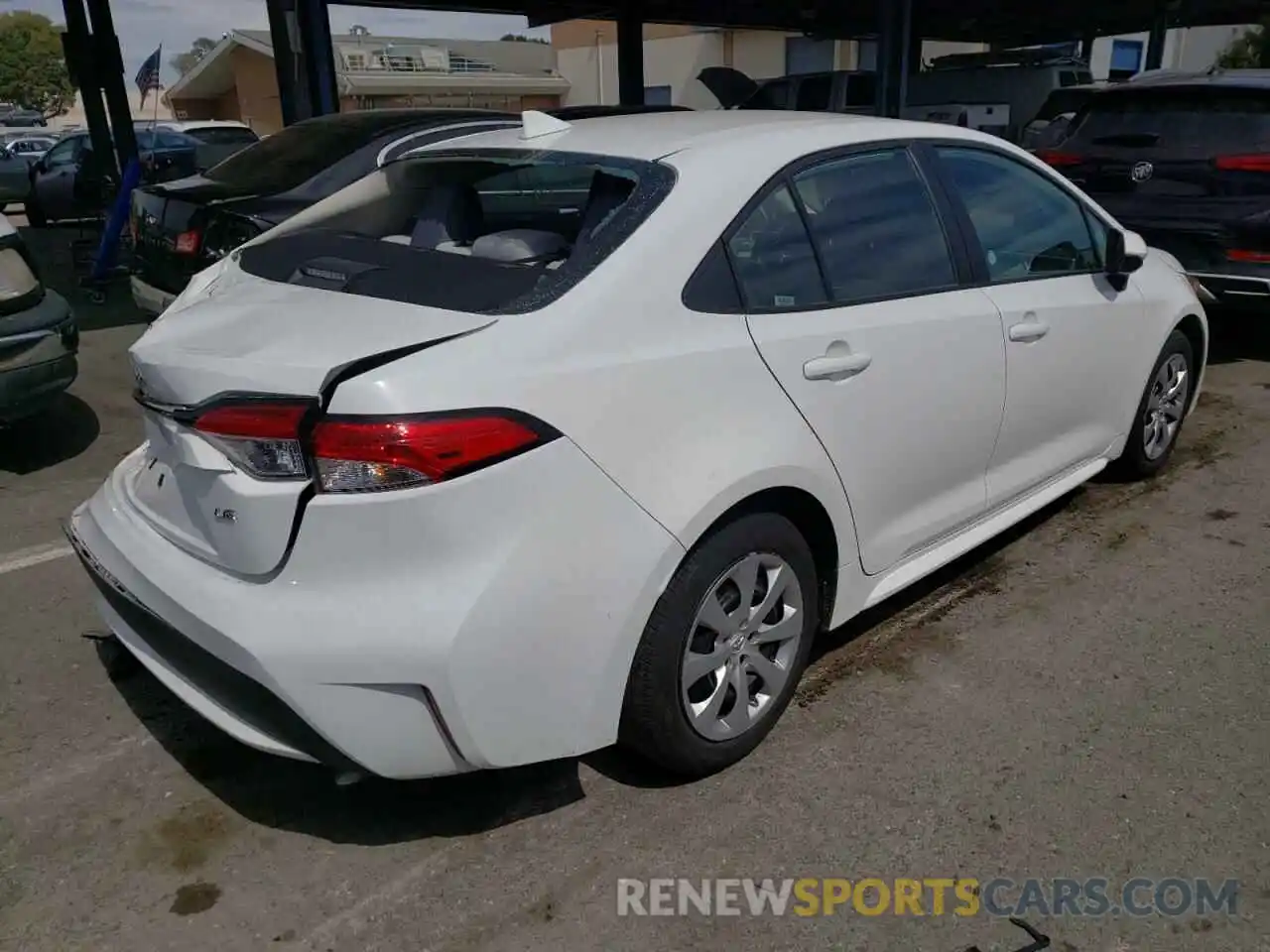 4 Photograph of a damaged car 5YFEPRAE5LP106812 TOYOTA COROLLA 2020