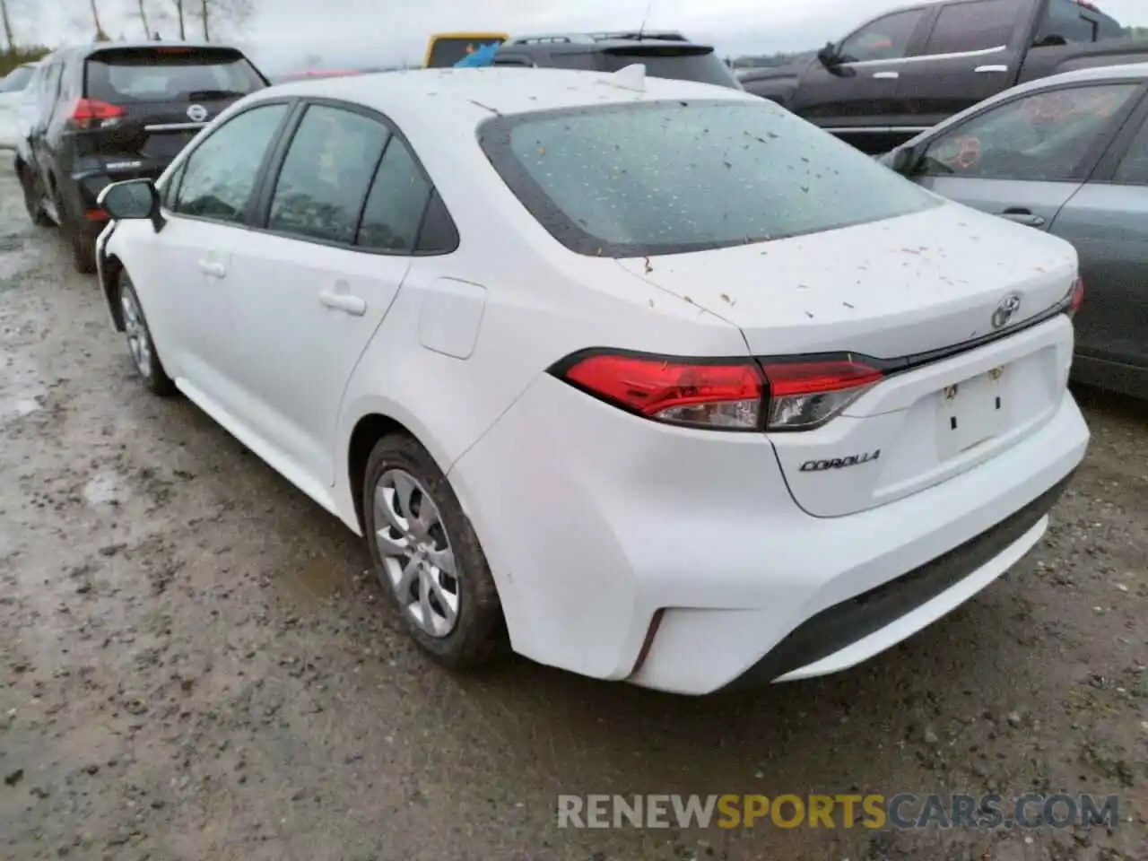 3 Photograph of a damaged car 5YFEPRAE5LP107622 TOYOTA COROLLA 2020