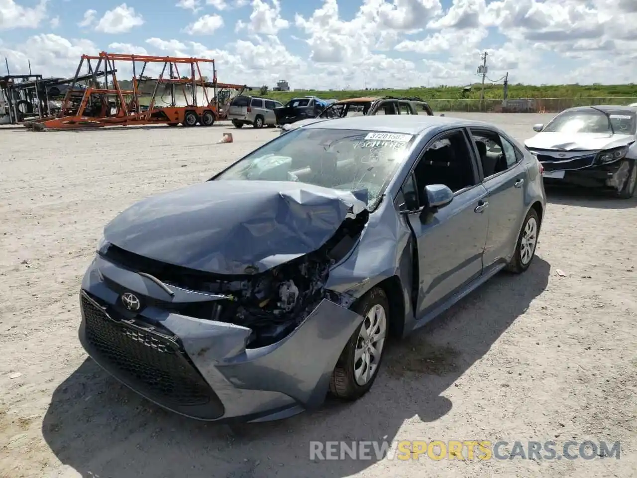 2 Photograph of a damaged car 5YFEPRAE5LP108107 TOYOTA COROLLA 2020