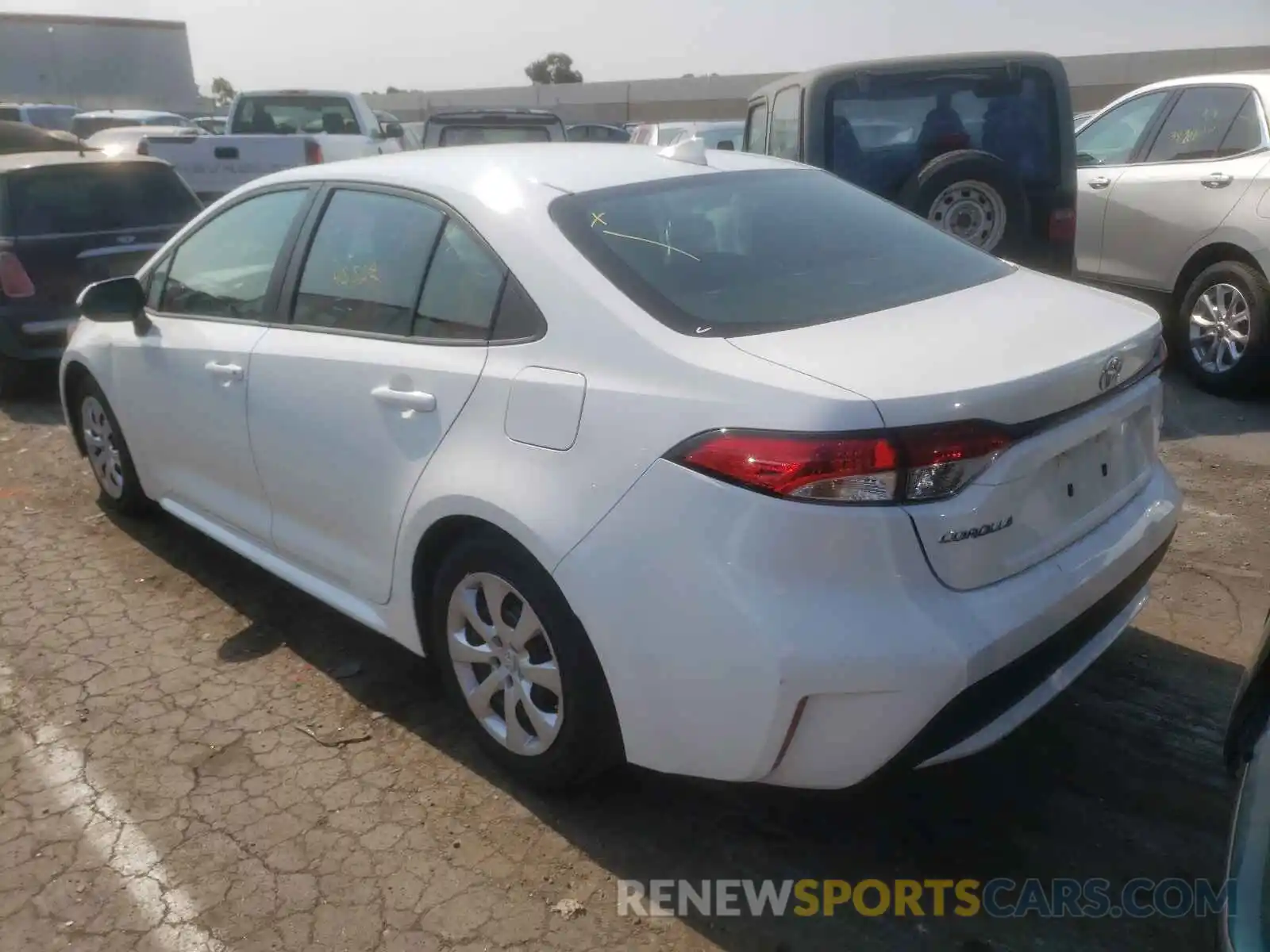 3 Photograph of a damaged car 5YFEPRAE5LP108155 TOYOTA COROLLA 2020