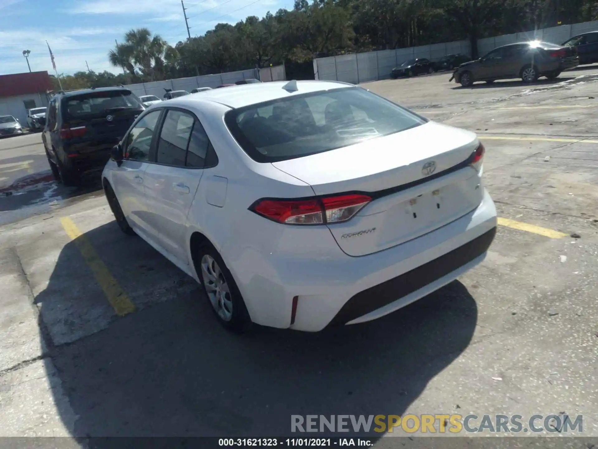 3 Photograph of a damaged car 5YFEPRAE5LP108740 TOYOTA COROLLA 2020