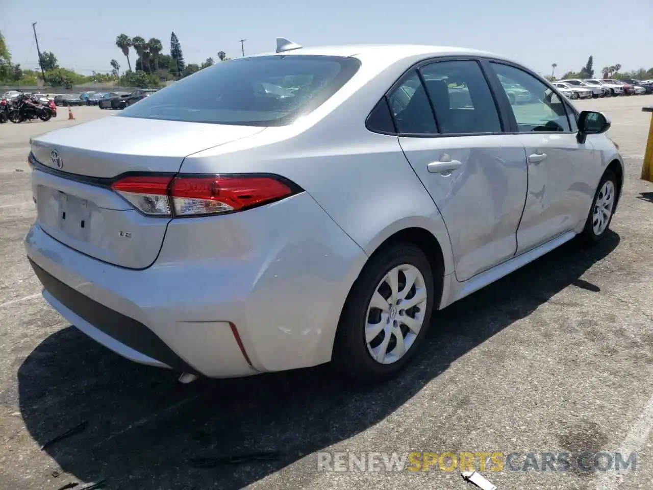 4 Photograph of a damaged car 5YFEPRAE5LP109113 TOYOTA COROLLA 2020