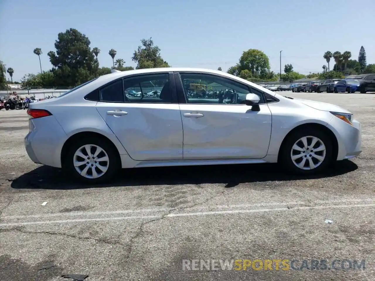 9 Photograph of a damaged car 5YFEPRAE5LP109113 TOYOTA COROLLA 2020