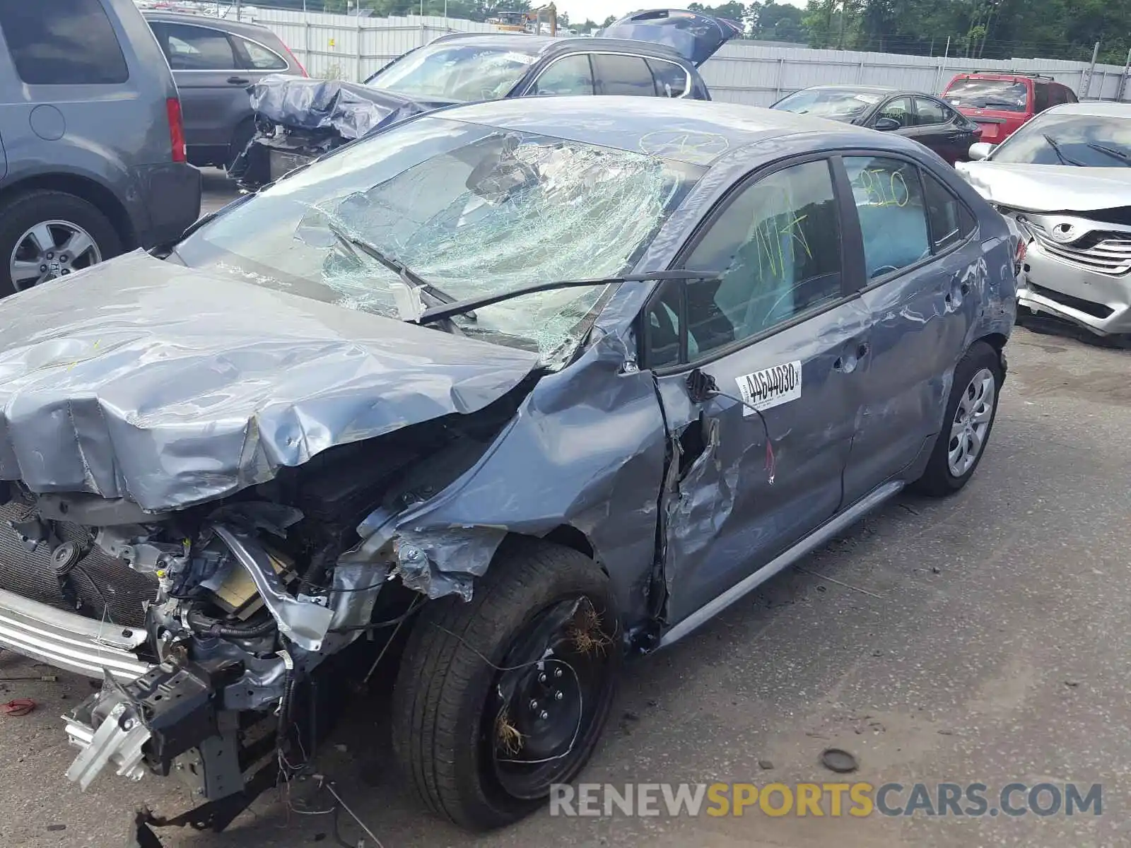 10 Photograph of a damaged car 5YFEPRAE5LP113324 TOYOTA COROLLA 2020