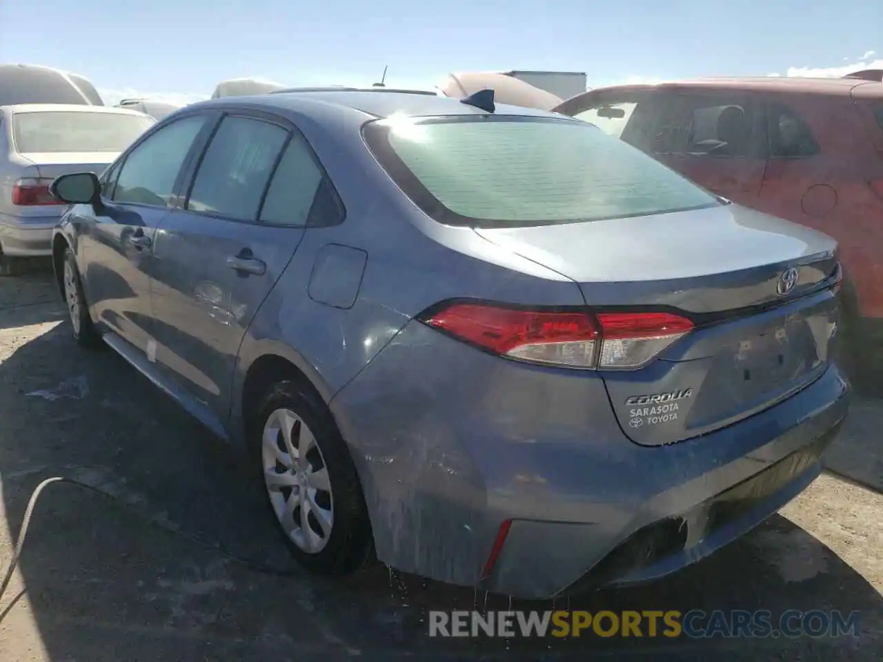 3 Photograph of a damaged car 5YFEPRAE5LP113615 TOYOTA COROLLA 2020