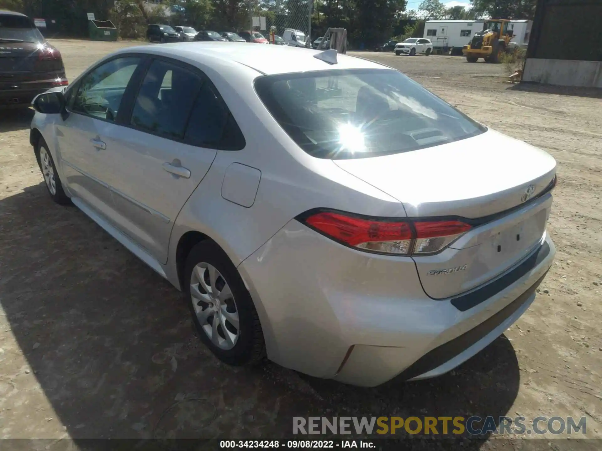 3 Photograph of a damaged car 5YFEPRAE5LP113985 TOYOTA COROLLA 2020