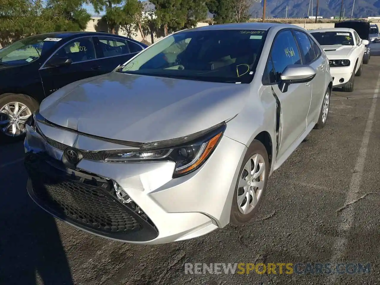 2 Photograph of a damaged car 5YFEPRAE5LP114831 TOYOTA COROLLA 2020