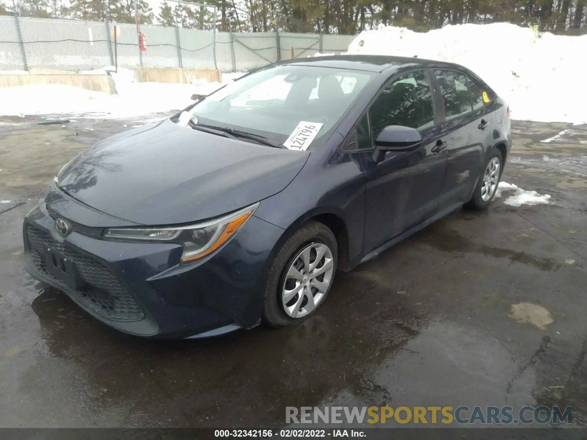 2 Photograph of a damaged car 5YFEPRAE5LP115378 TOYOTA COROLLA 2020