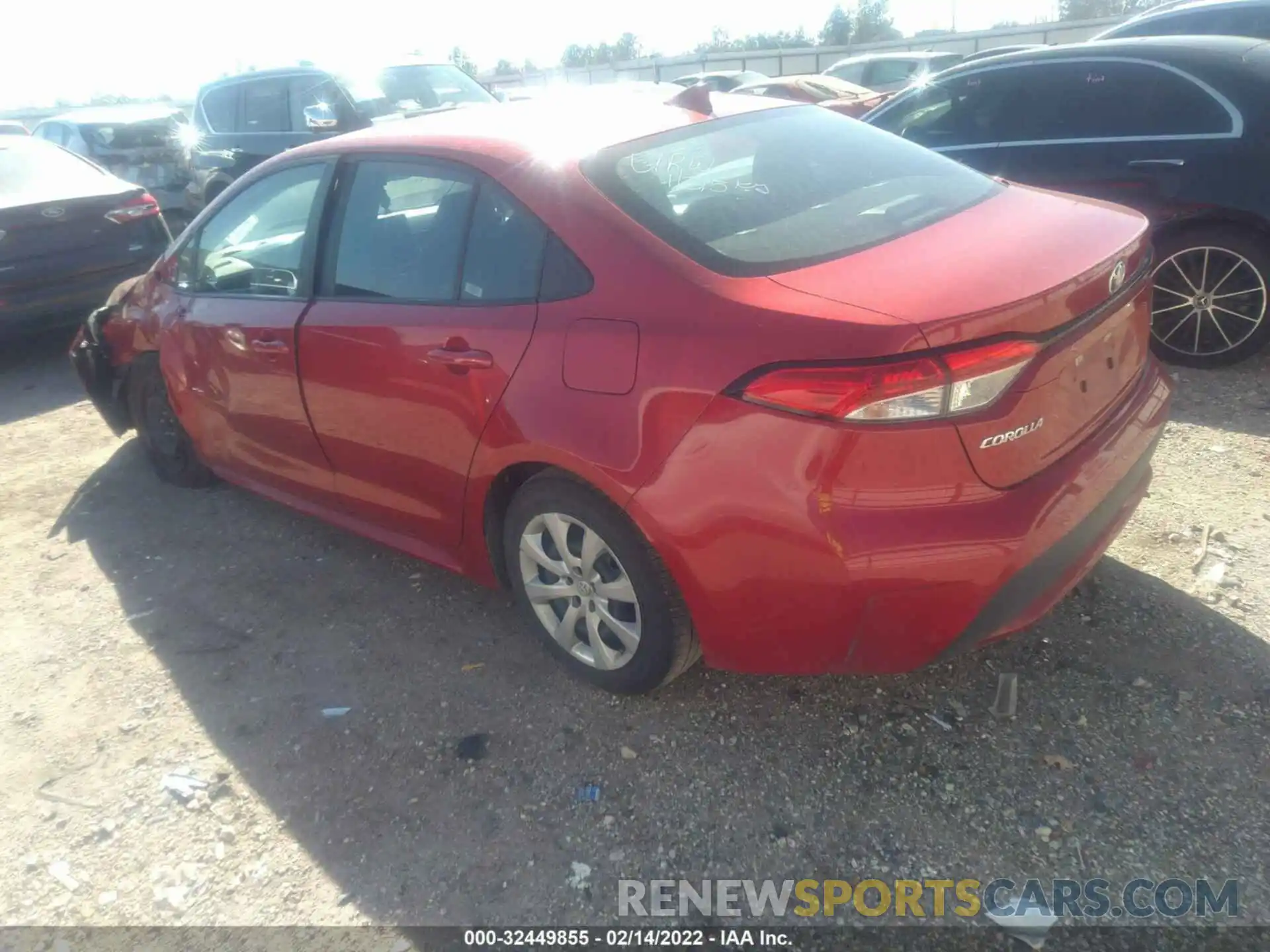 3 Photograph of a damaged car 5YFEPRAE5LP116384 TOYOTA COROLLA 2020