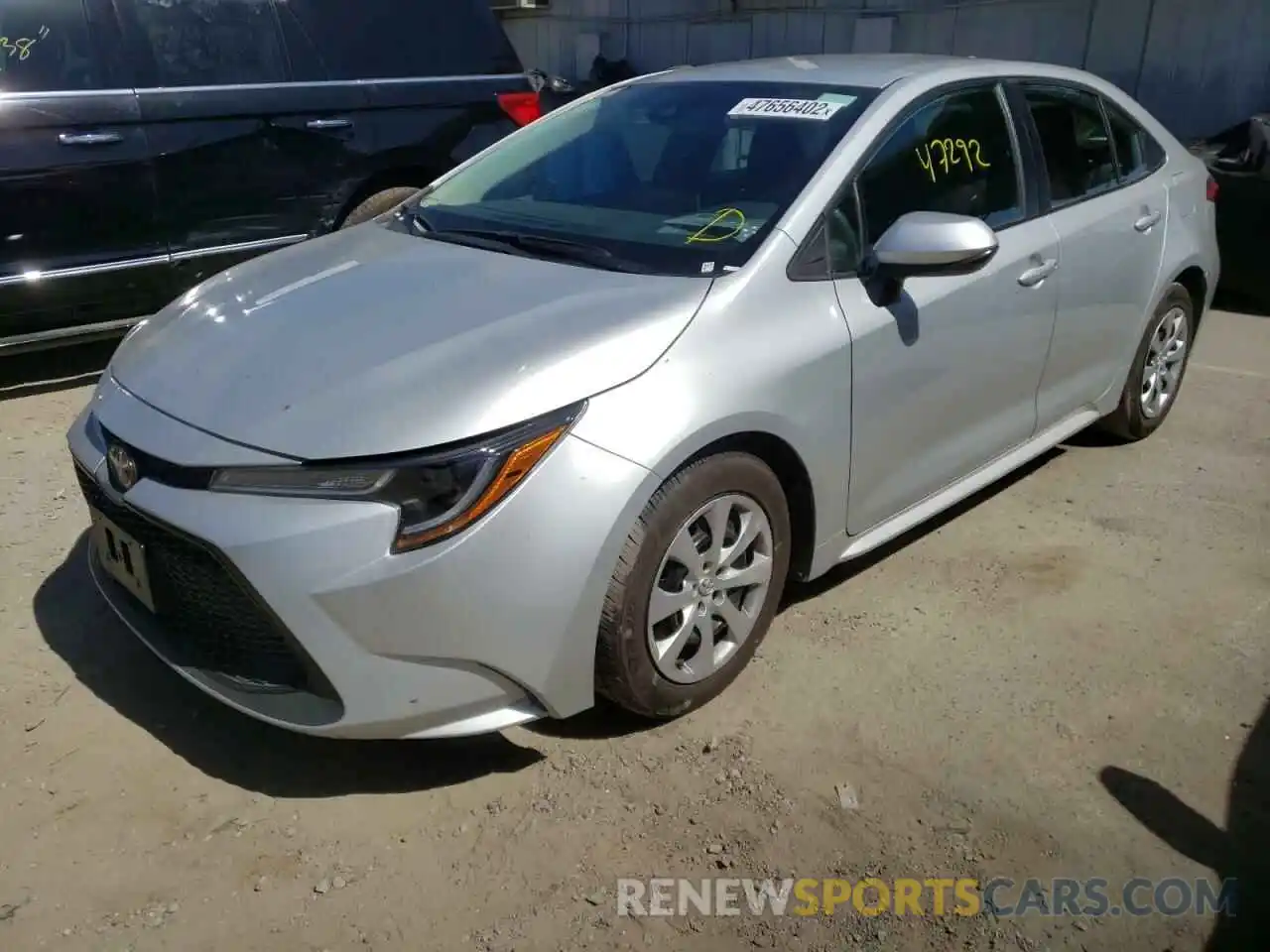 2 Photograph of a damaged car 5YFEPRAE5LP116675 TOYOTA COROLLA 2020