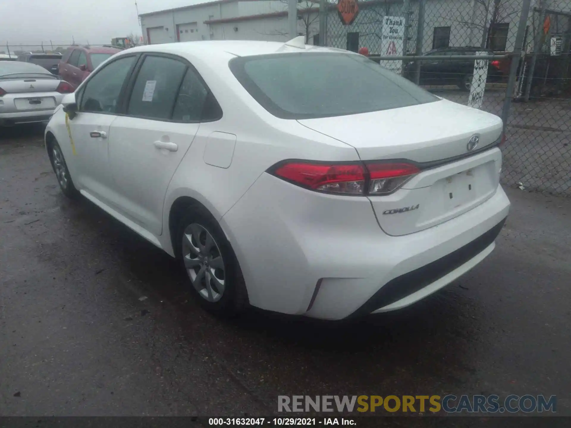 3 Photograph of a damaged car 5YFEPRAE5LP116790 TOYOTA COROLLA 2020