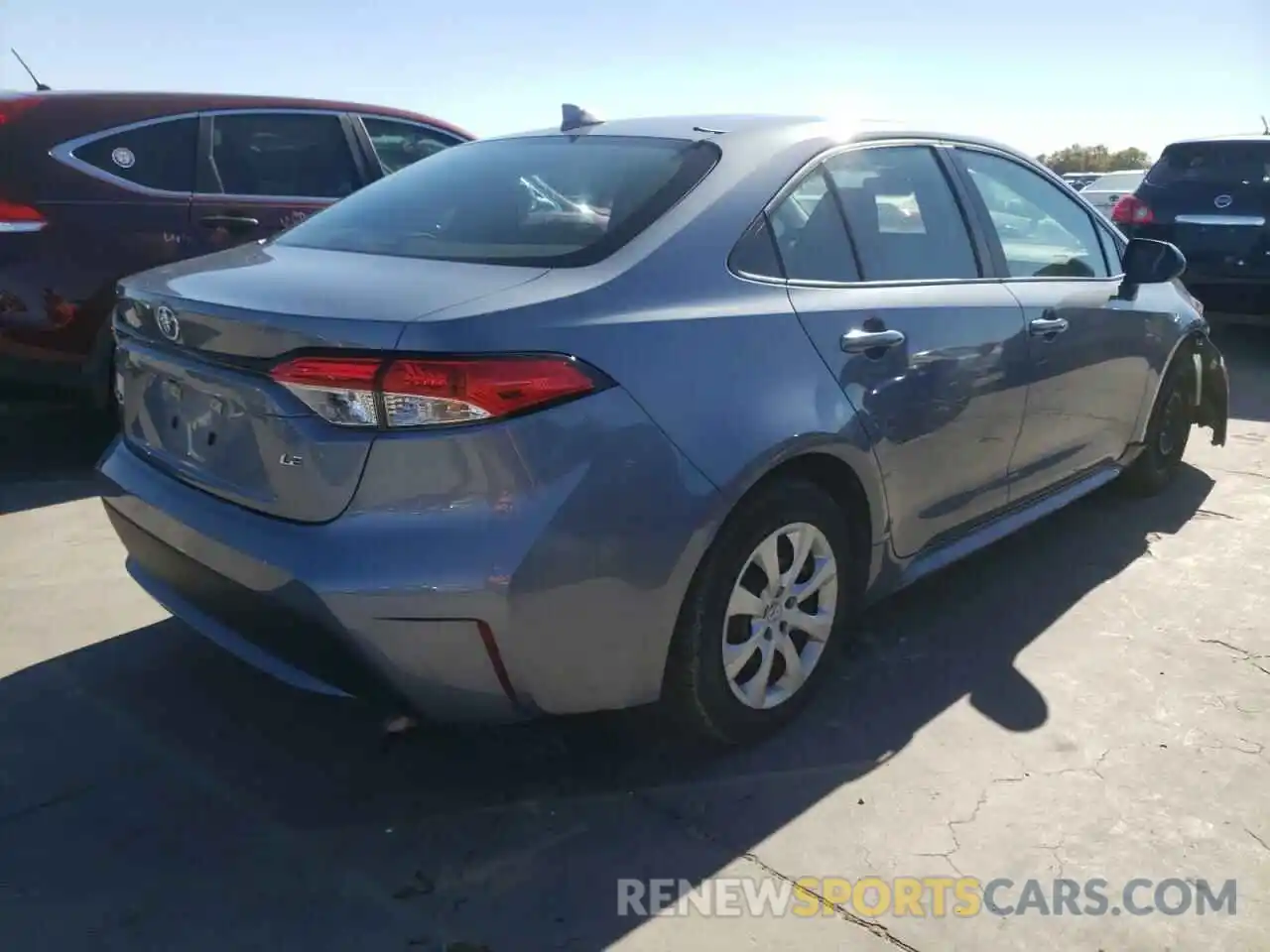 4 Photograph of a damaged car 5YFEPRAE5LP117096 TOYOTA COROLLA 2020