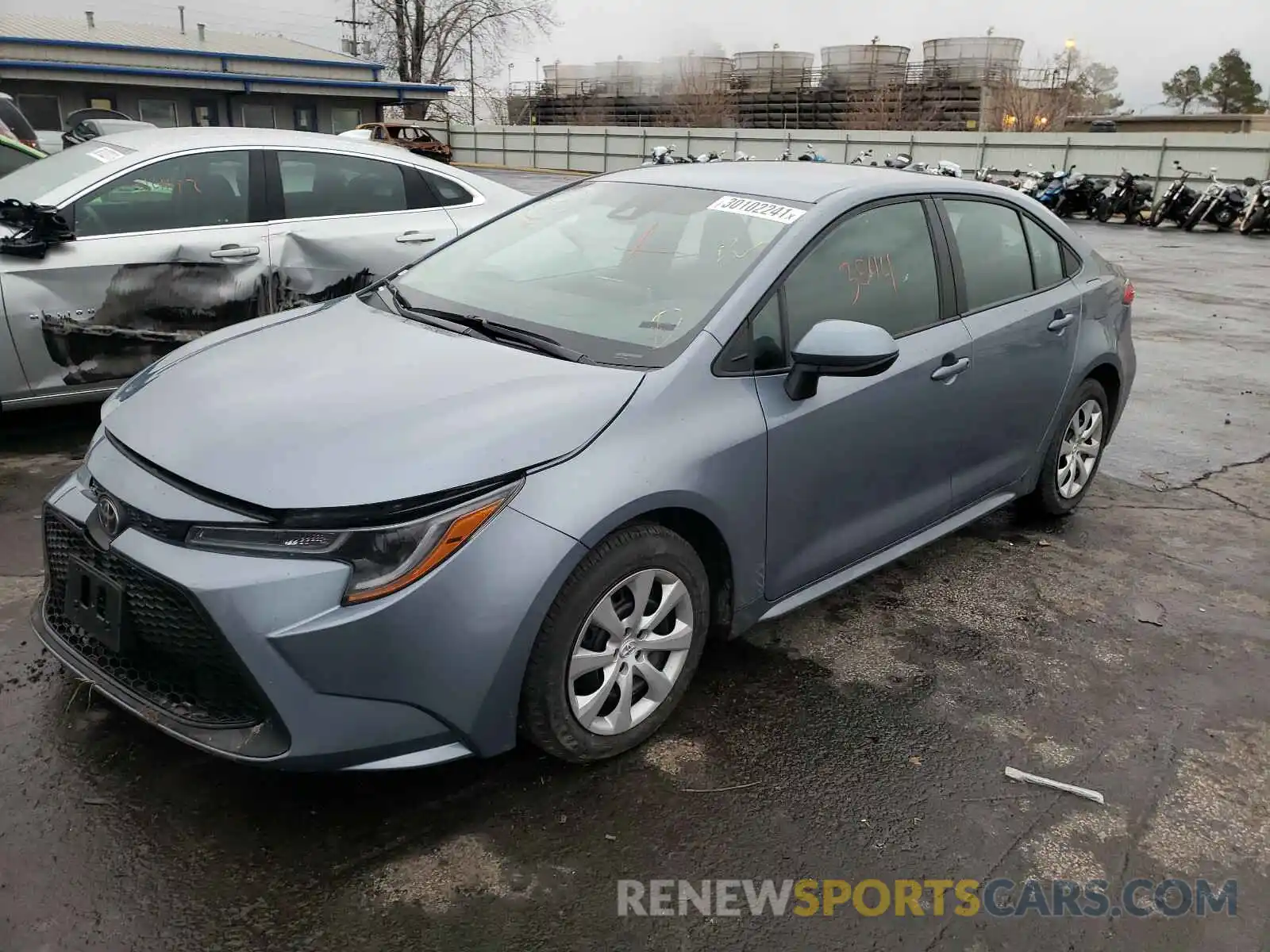 2 Photograph of a damaged car 5YFEPRAE5LP117633 TOYOTA COROLLA 2020